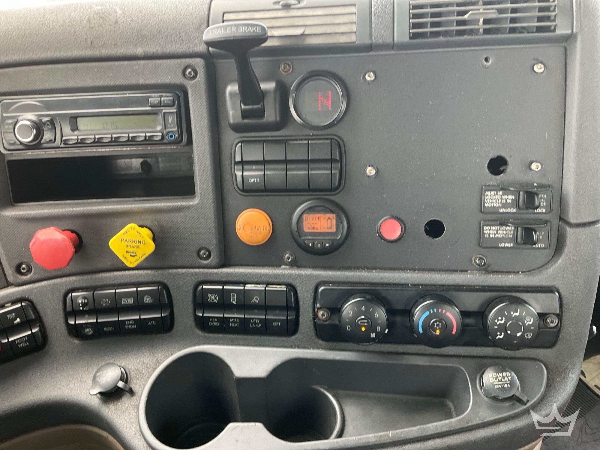 2017 Freightliner Cascadia 125