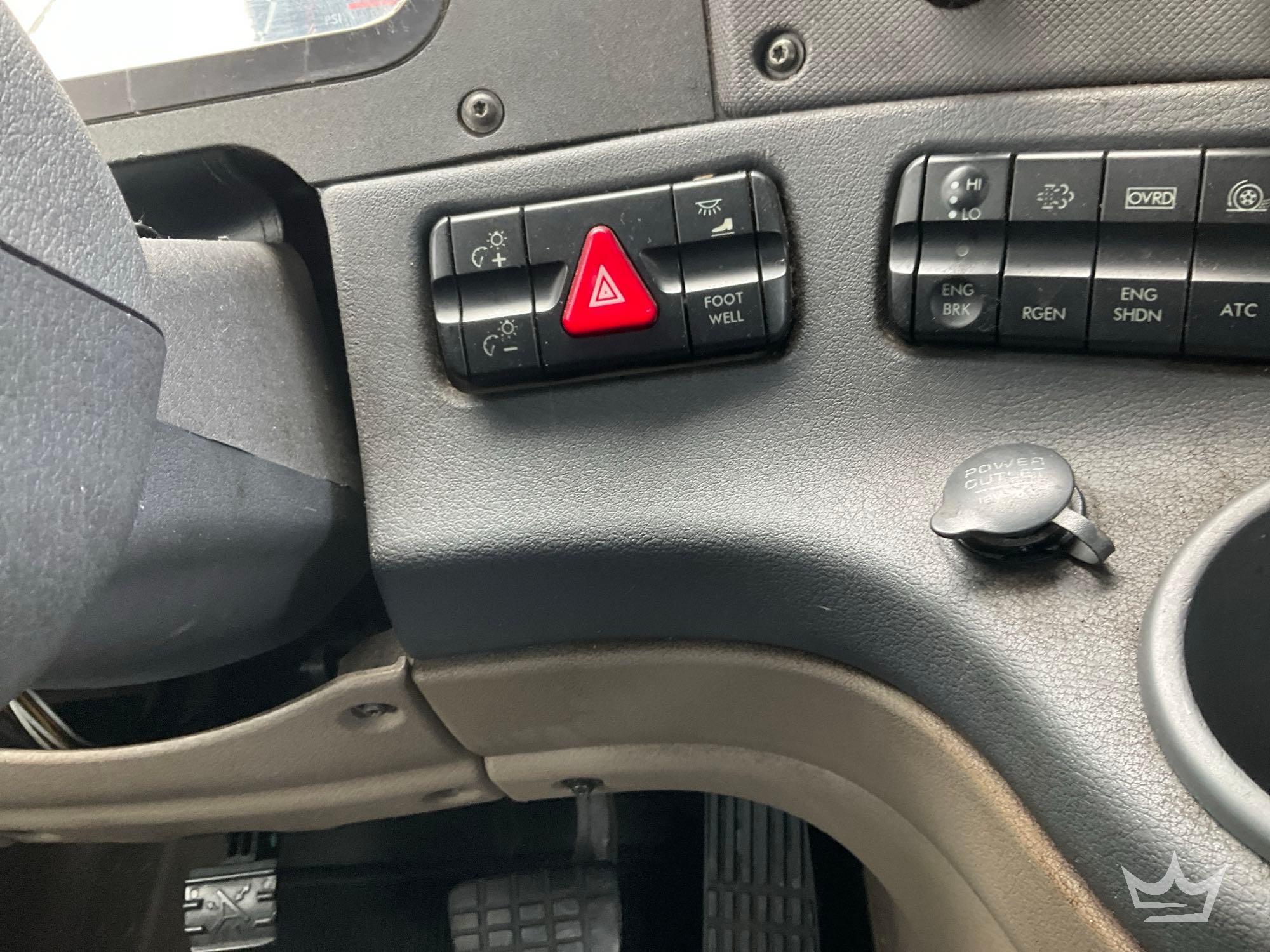 2017 Freightliner Cascadia 125