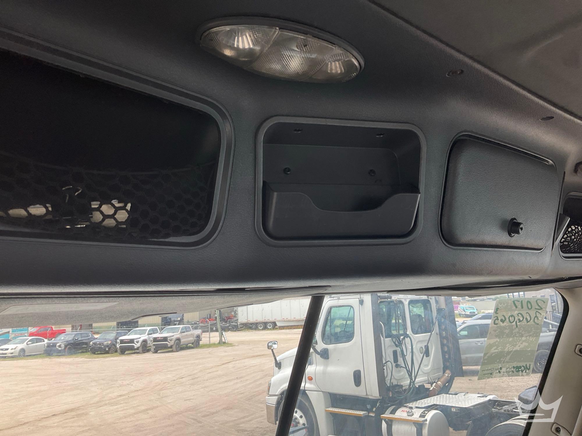 2017 Freightliner Cascadia 125