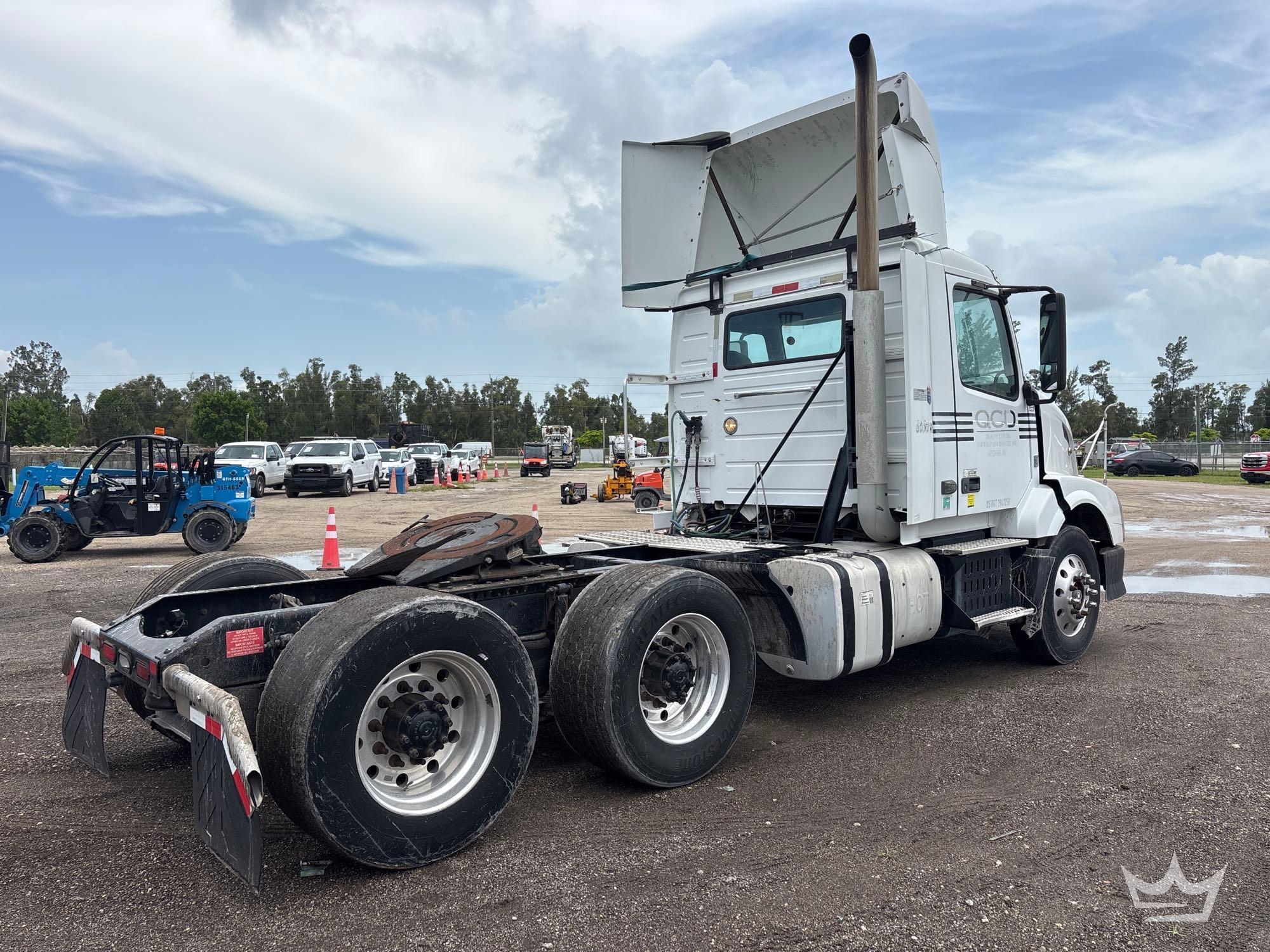 2017 Freightliner Cascadia 125