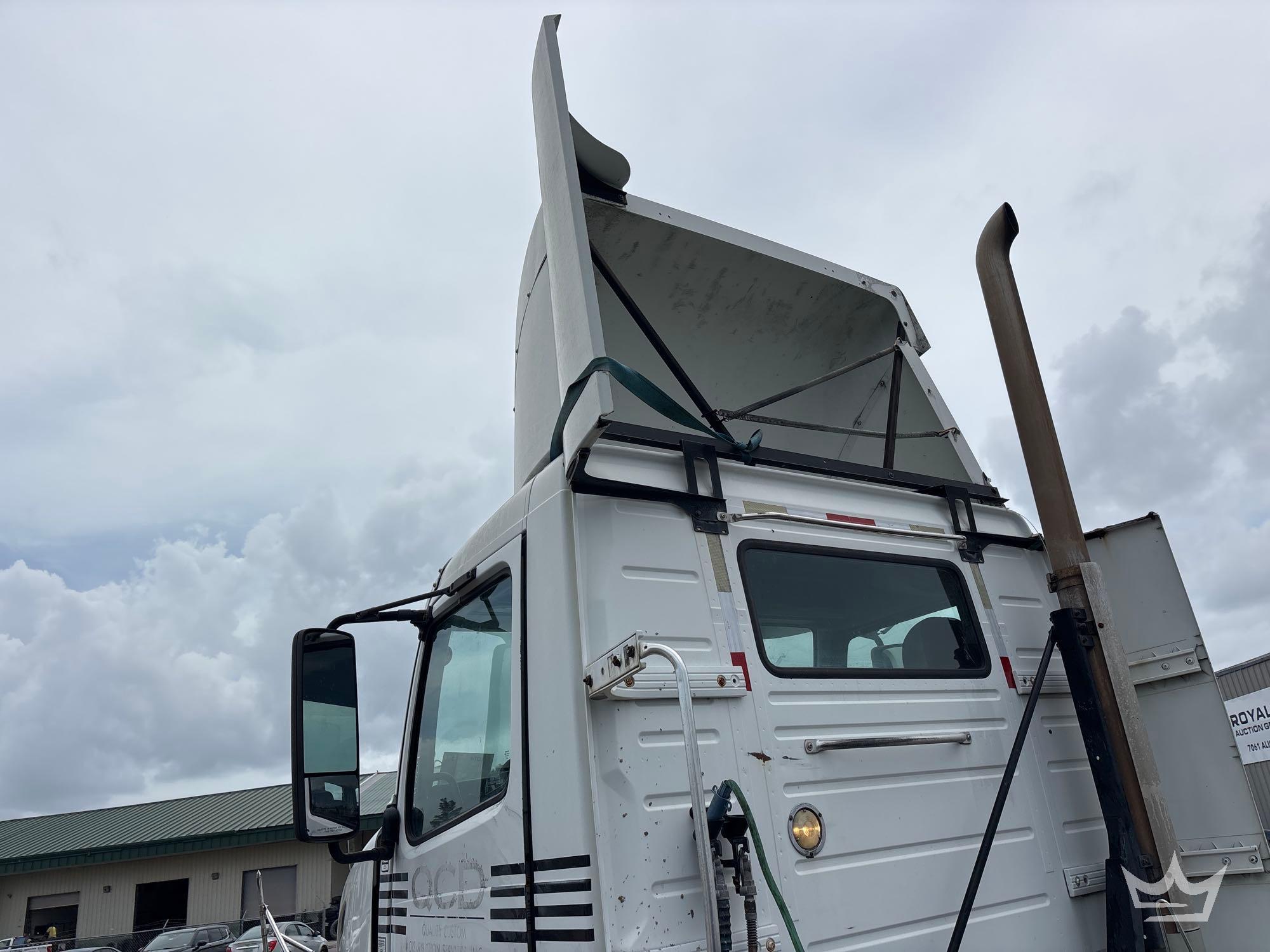 2017 Freightliner Cascadia 125