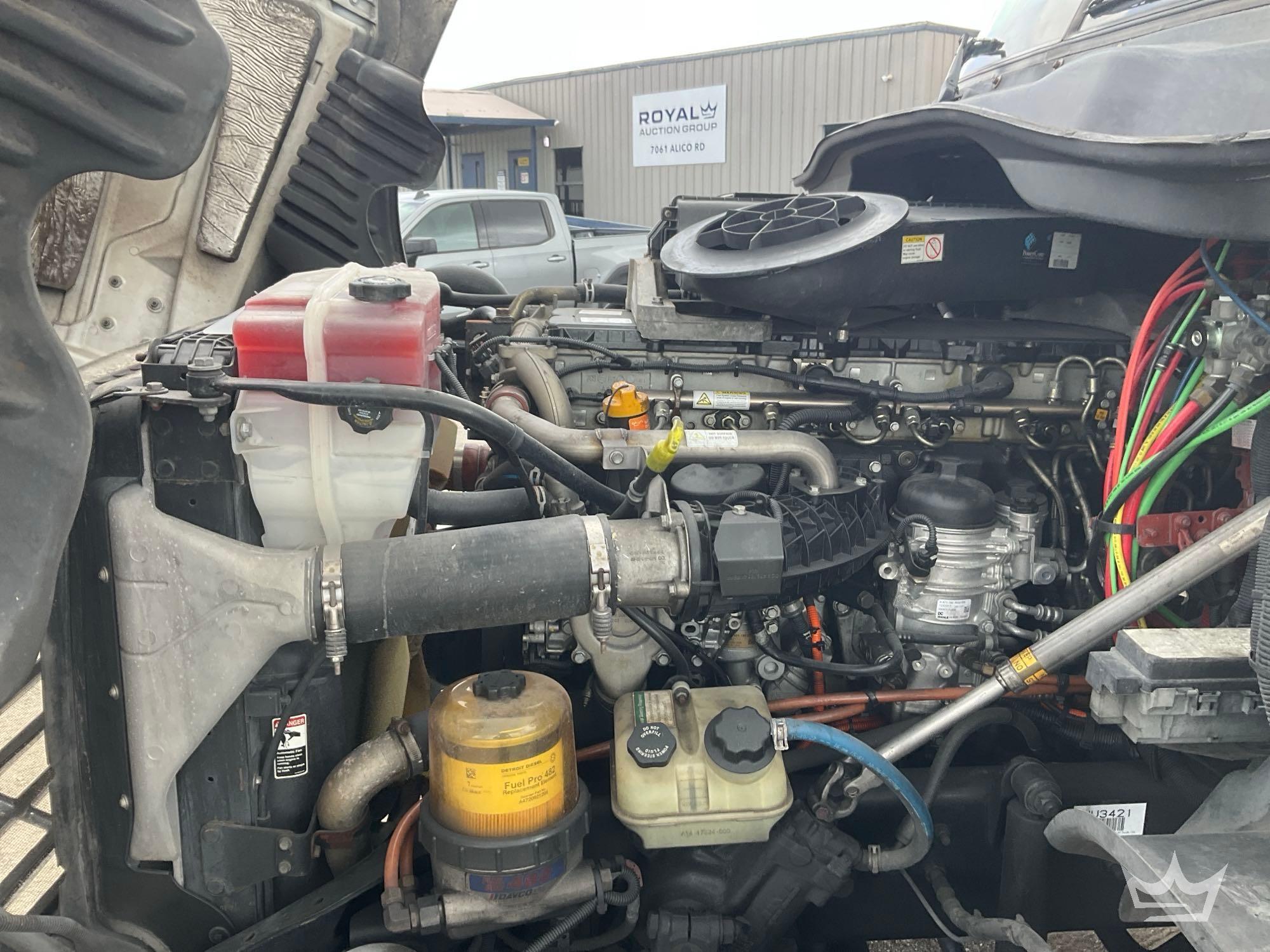 2017 Freightliner Cascadia 125