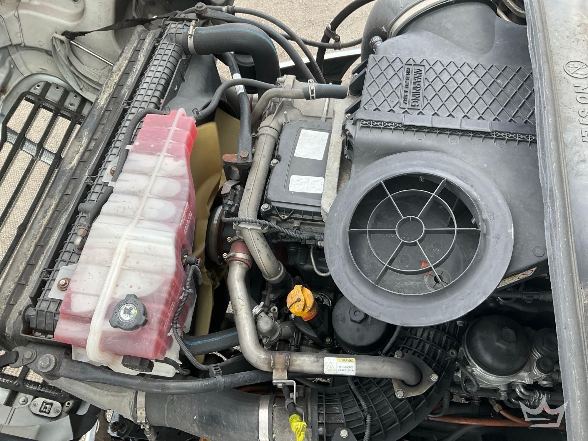 2017 Freightliner Cascadia 125
