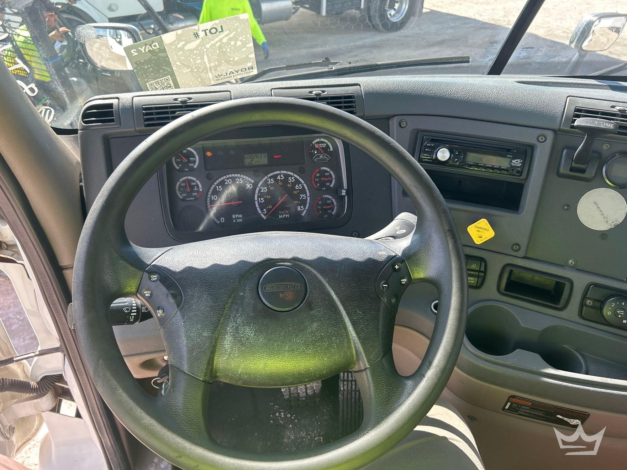 2014 Freightliner Cascadia