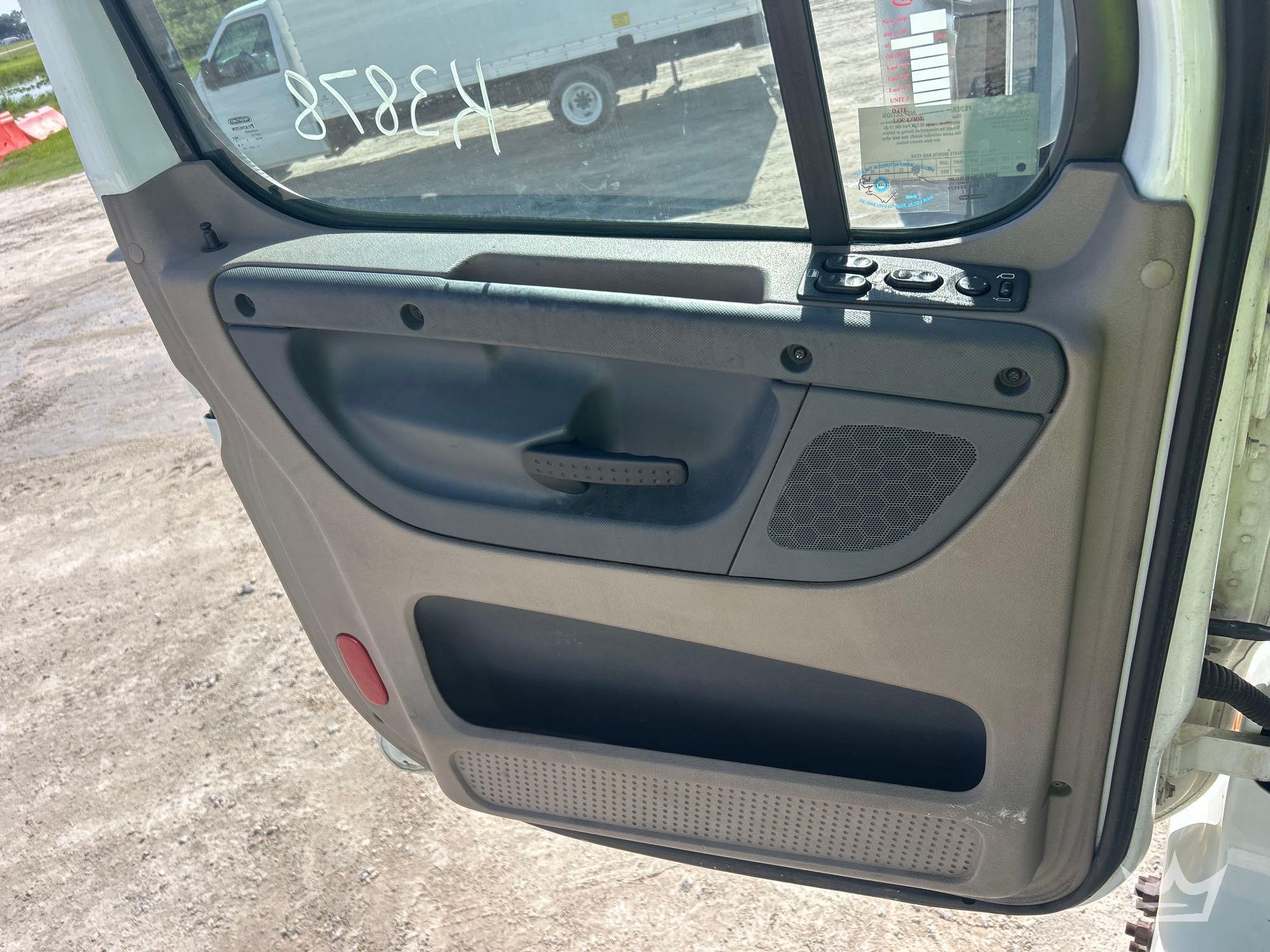 2014 Freightliner Cascadia