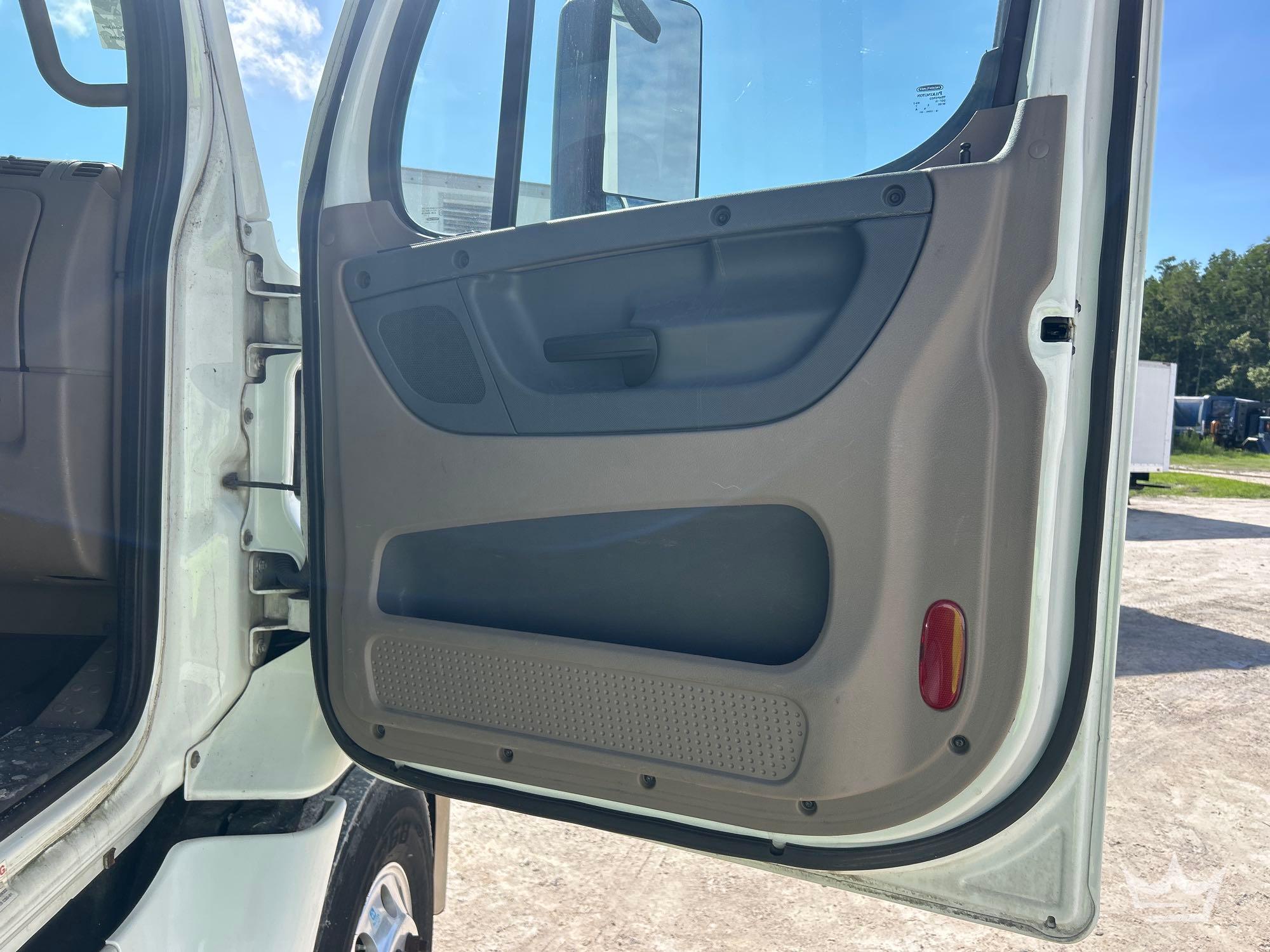 2014 Freightliner Cascadia