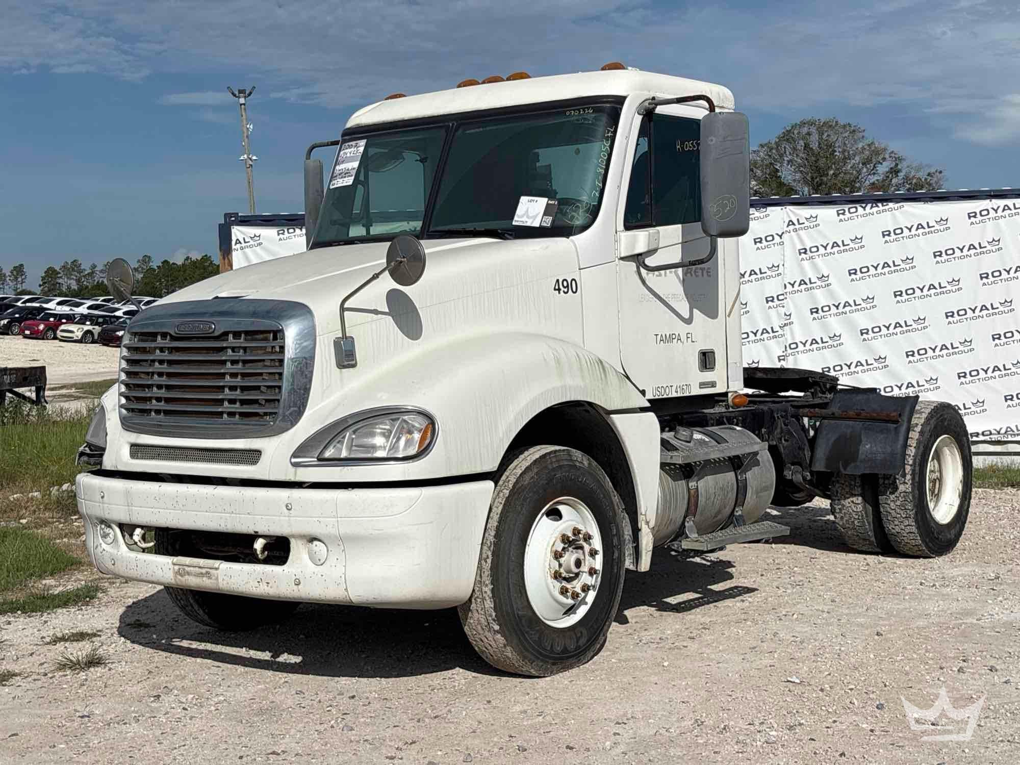 2007 Freightliner Columbia 120