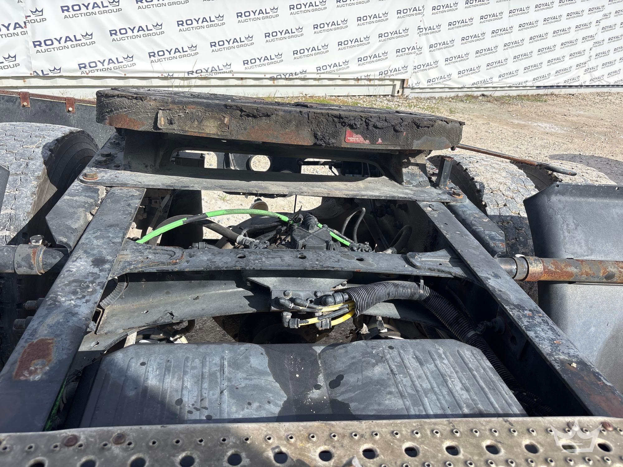 2007 Freightliner Columbia 120