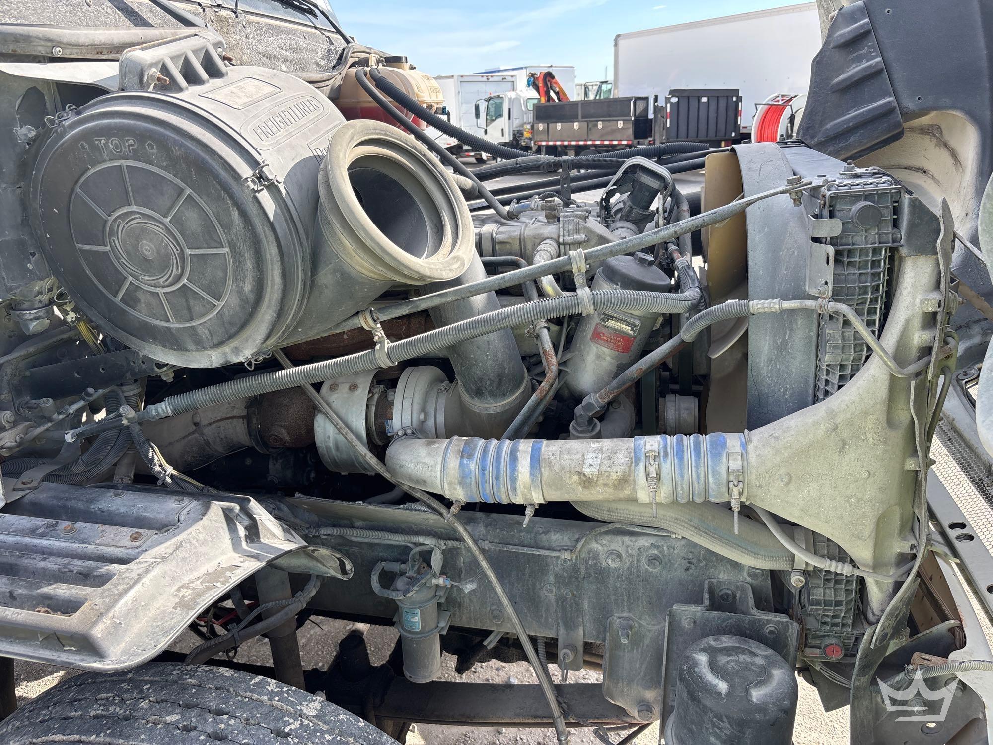 2007 Freightliner Columbia 120