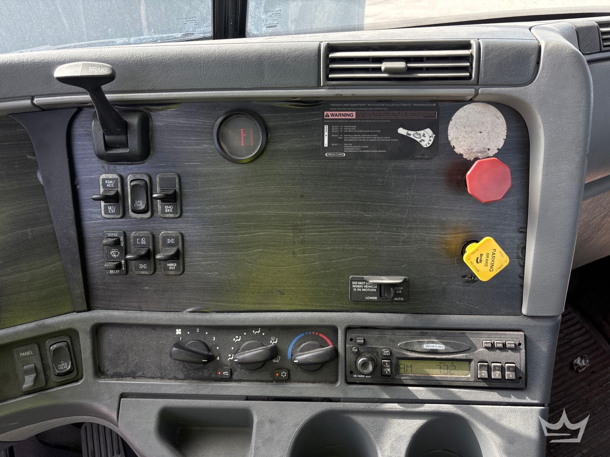 2007 Freightliner Columbia 120