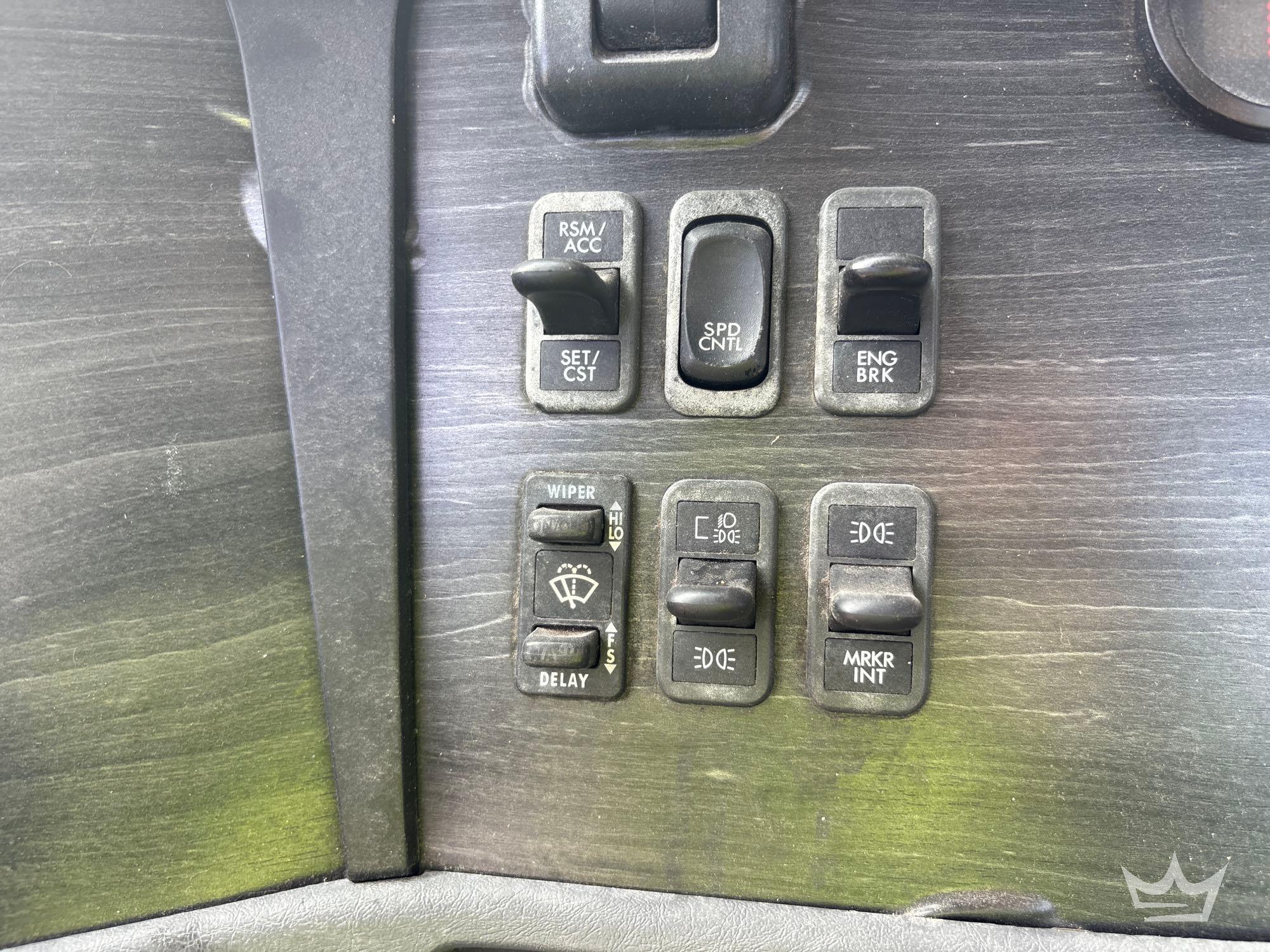 2007 Freightliner Columbia 120
