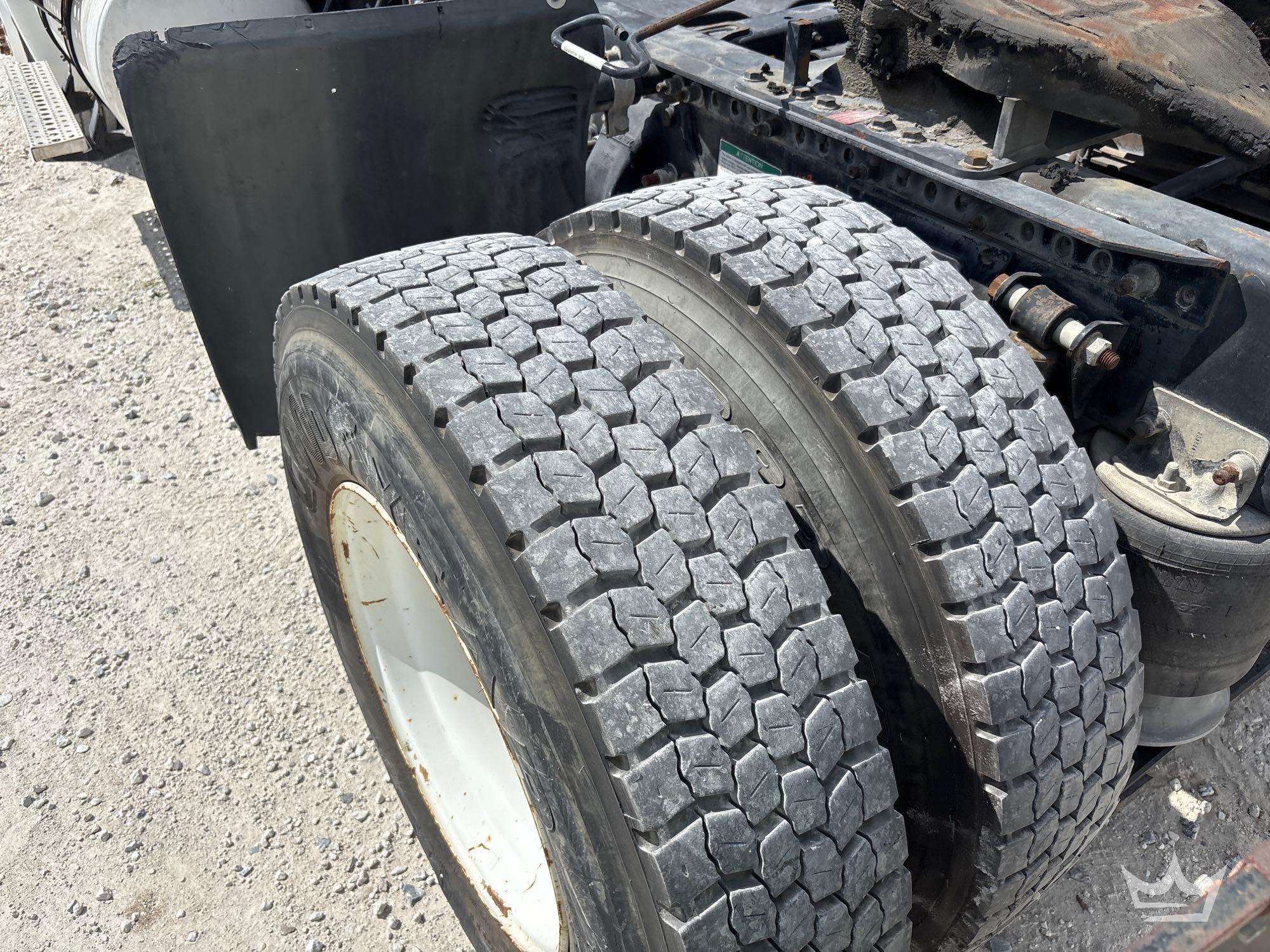 2007 Freightliner Columbia 120