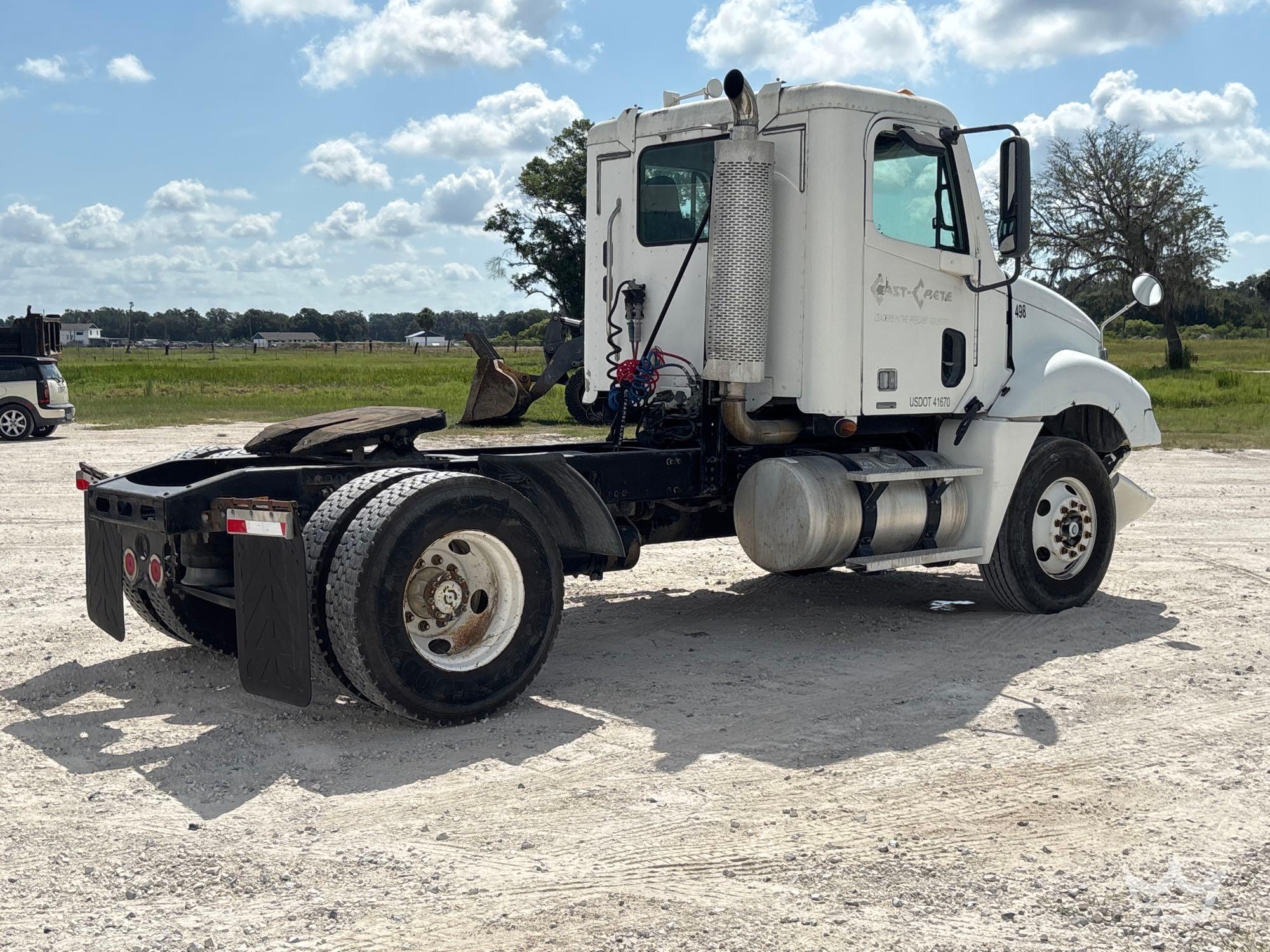 2007 Freightliner Columbia 120