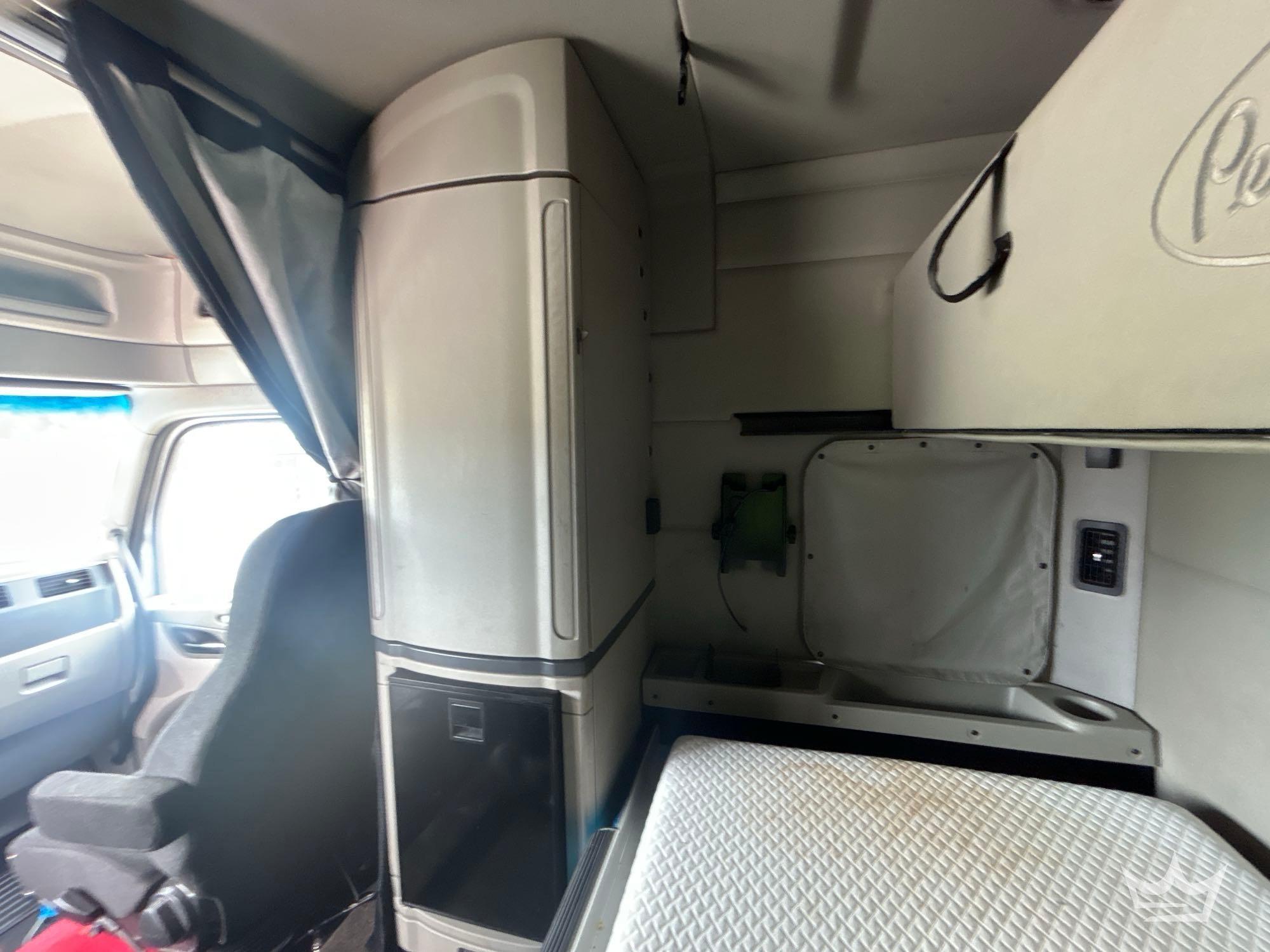 2019 Peterbilt 579