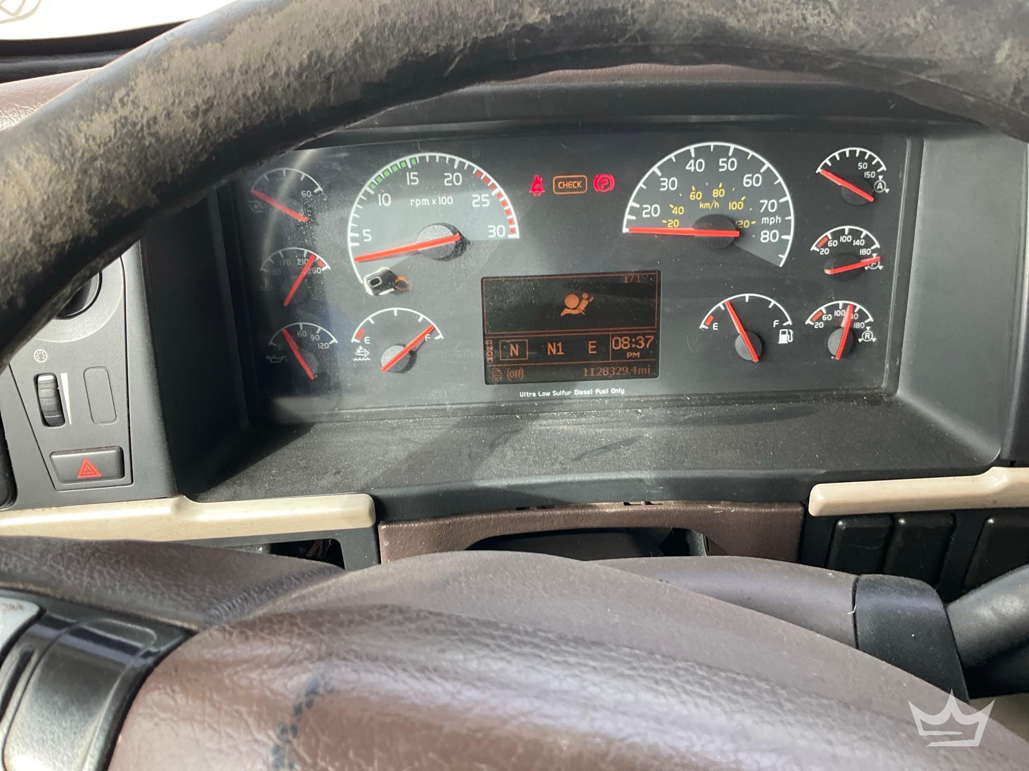 2016 Volvo VNL
