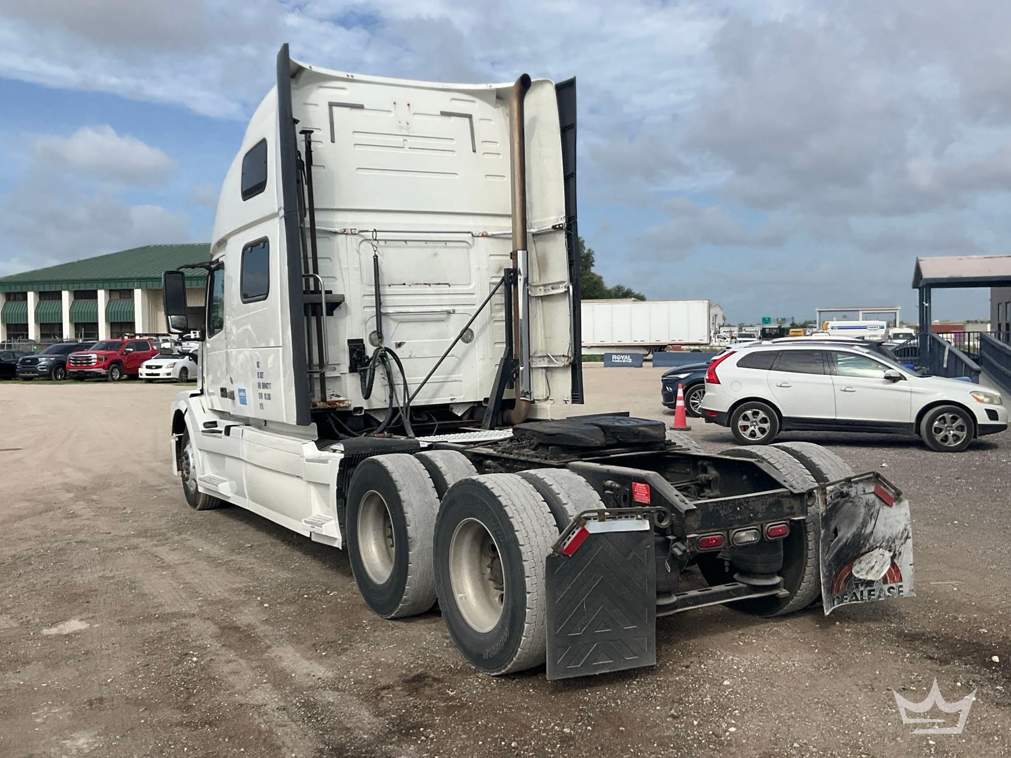 2016 Volvo VNL