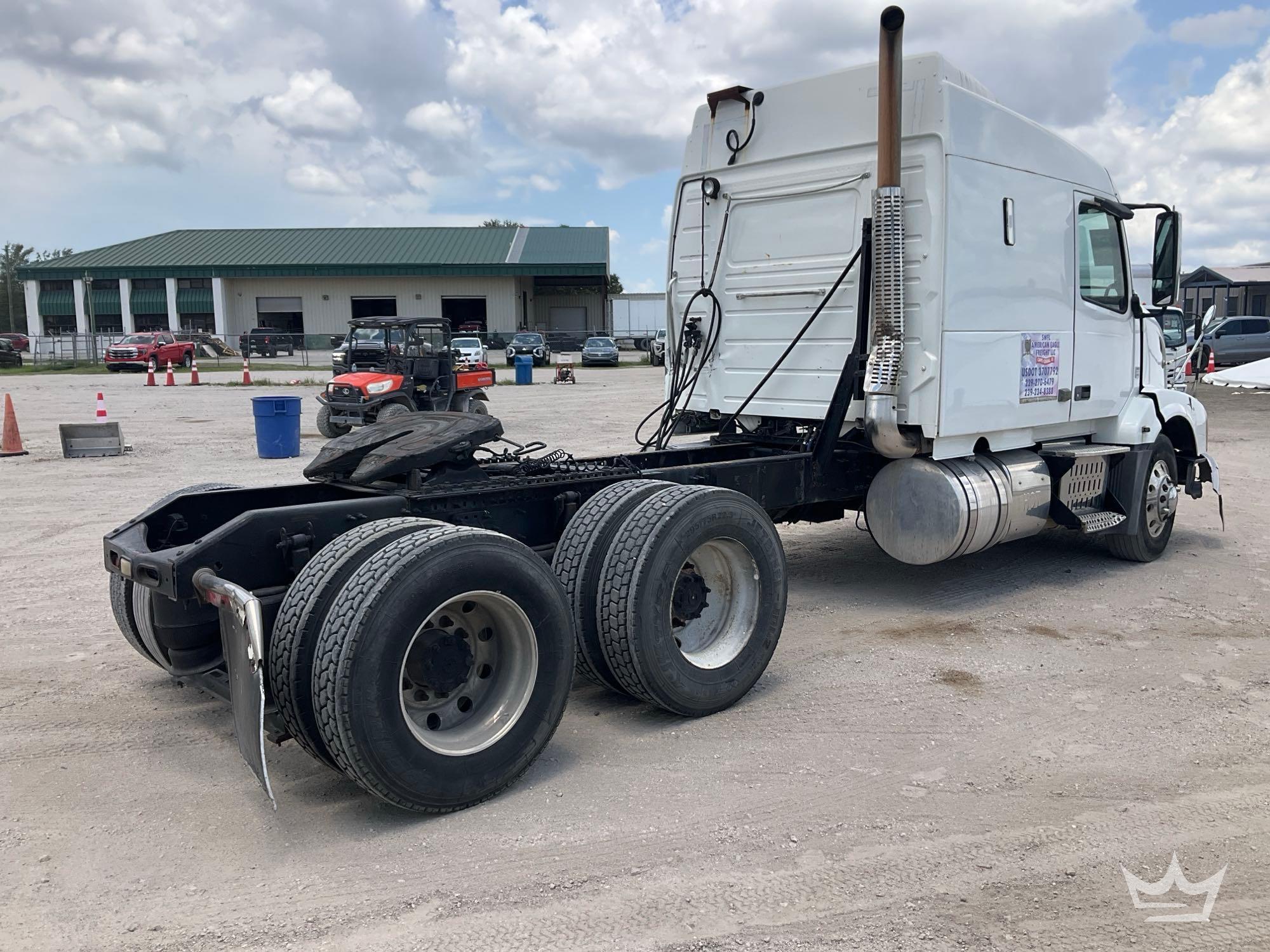 2012 Volvo VNL