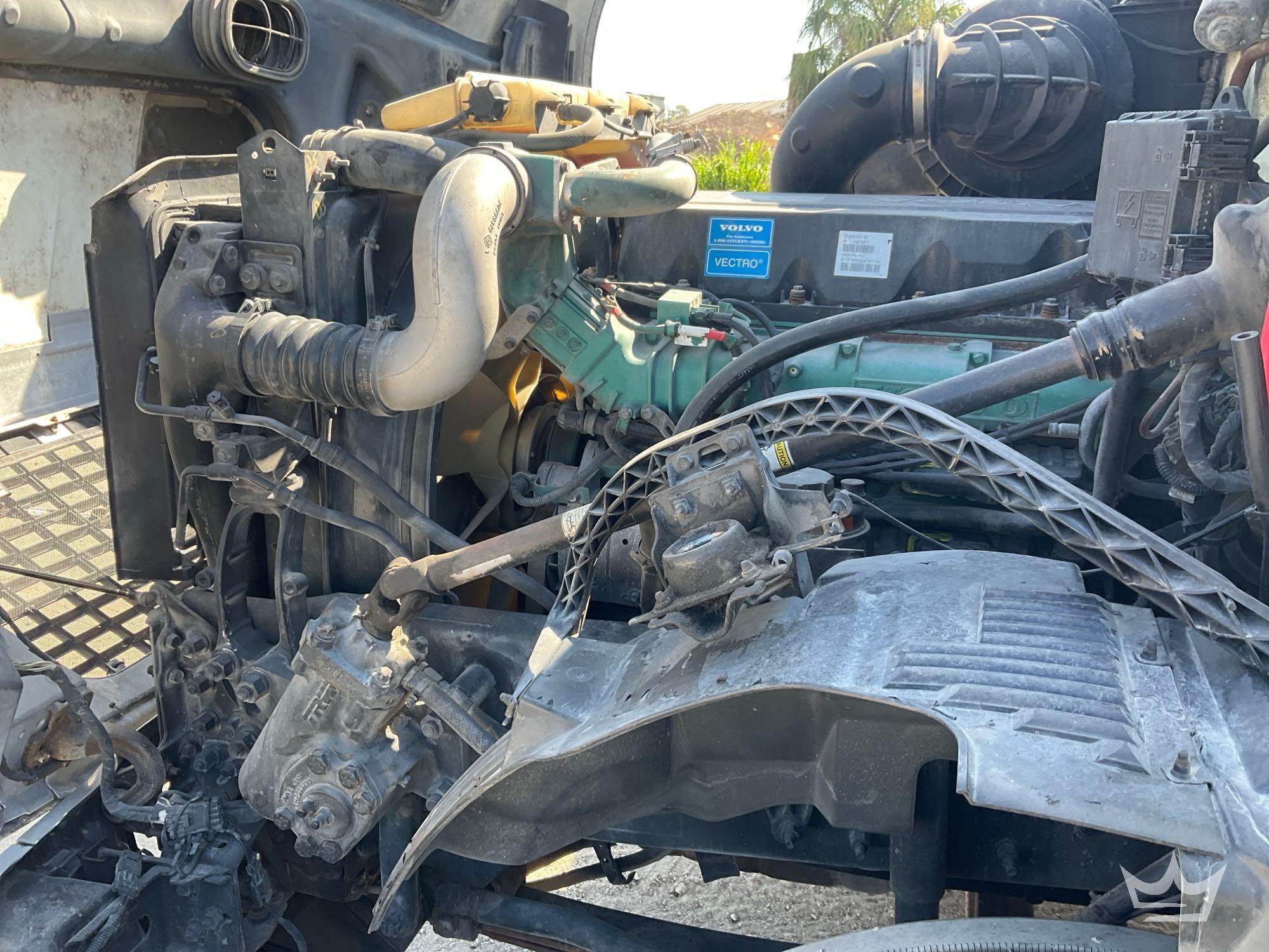 2012 Volvo VNL