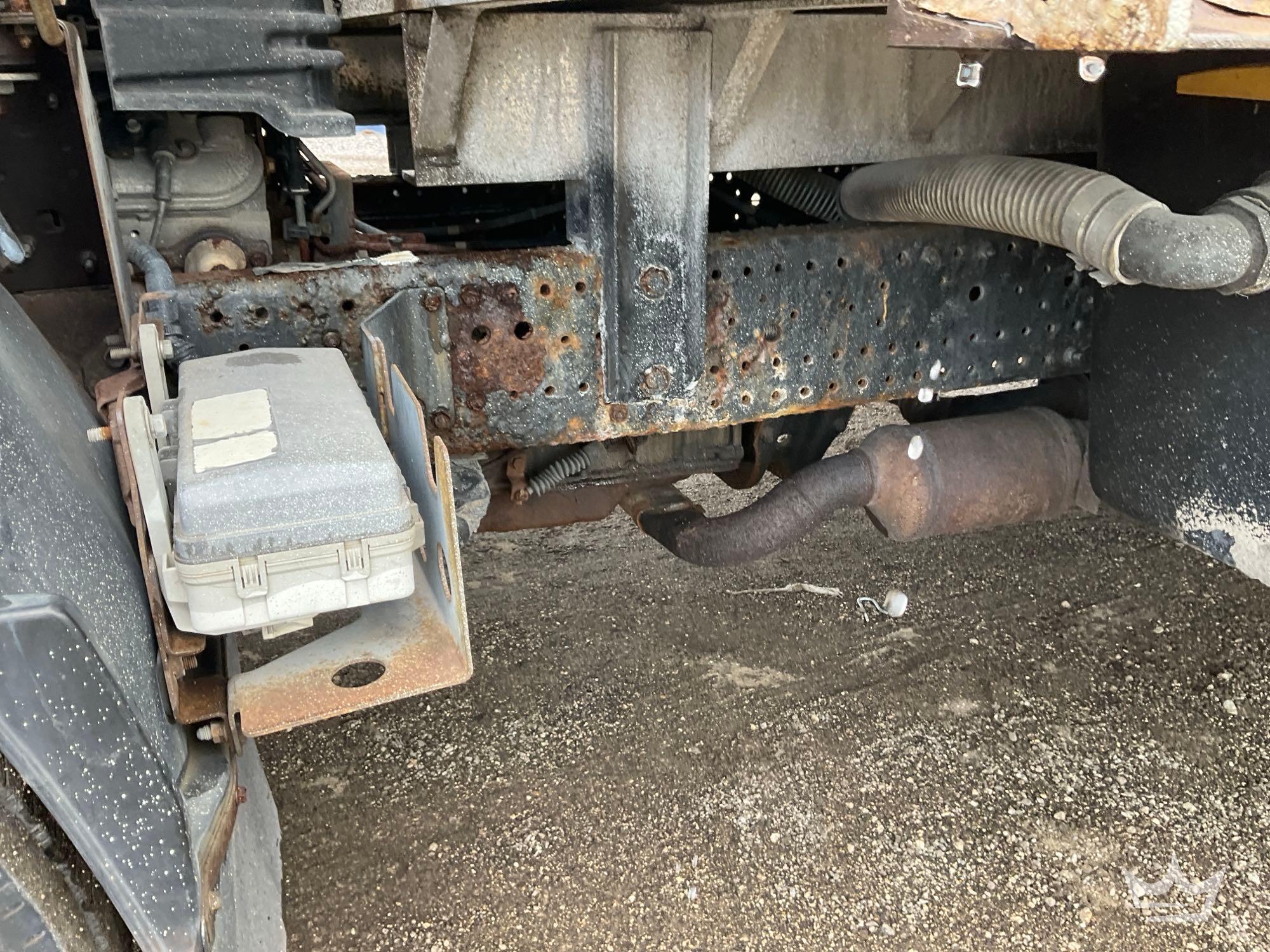 2015 Isuzu NPR HD