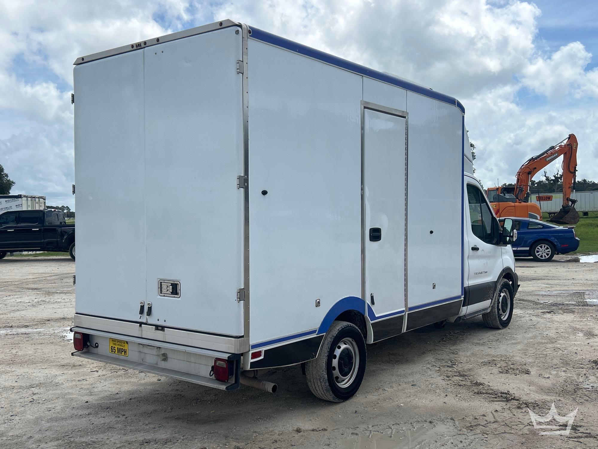 2021 Ford TRANSIT