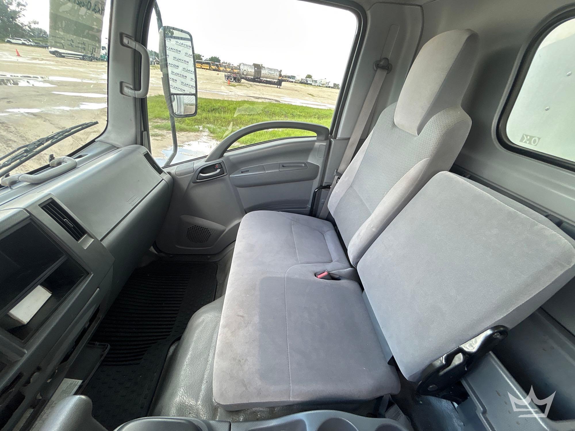 2019 Isuzu NRR