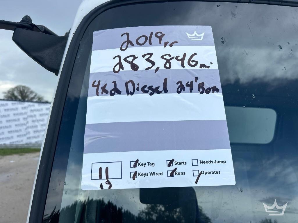 2019 Isuzu NRR