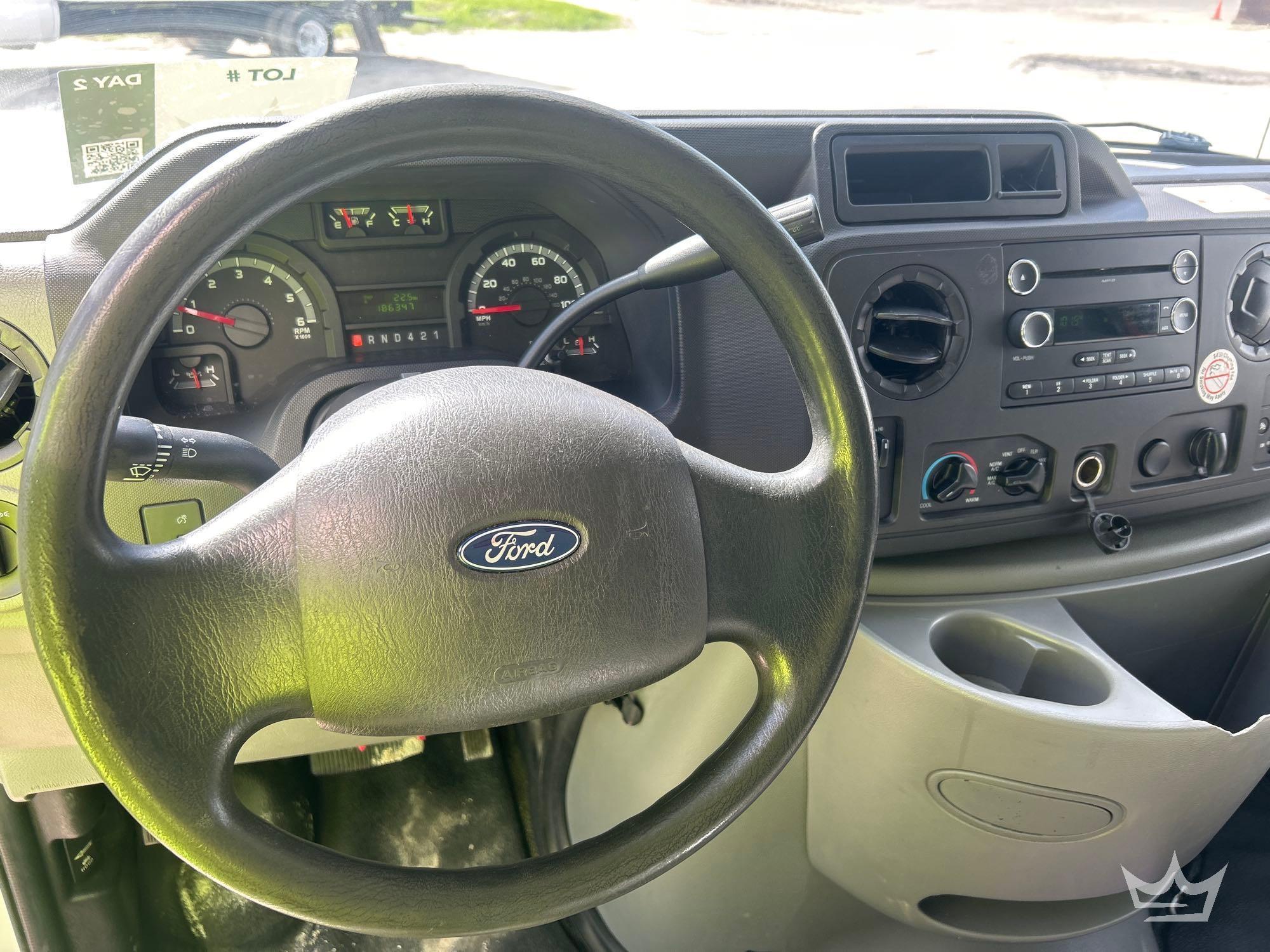 2019 Ford E350