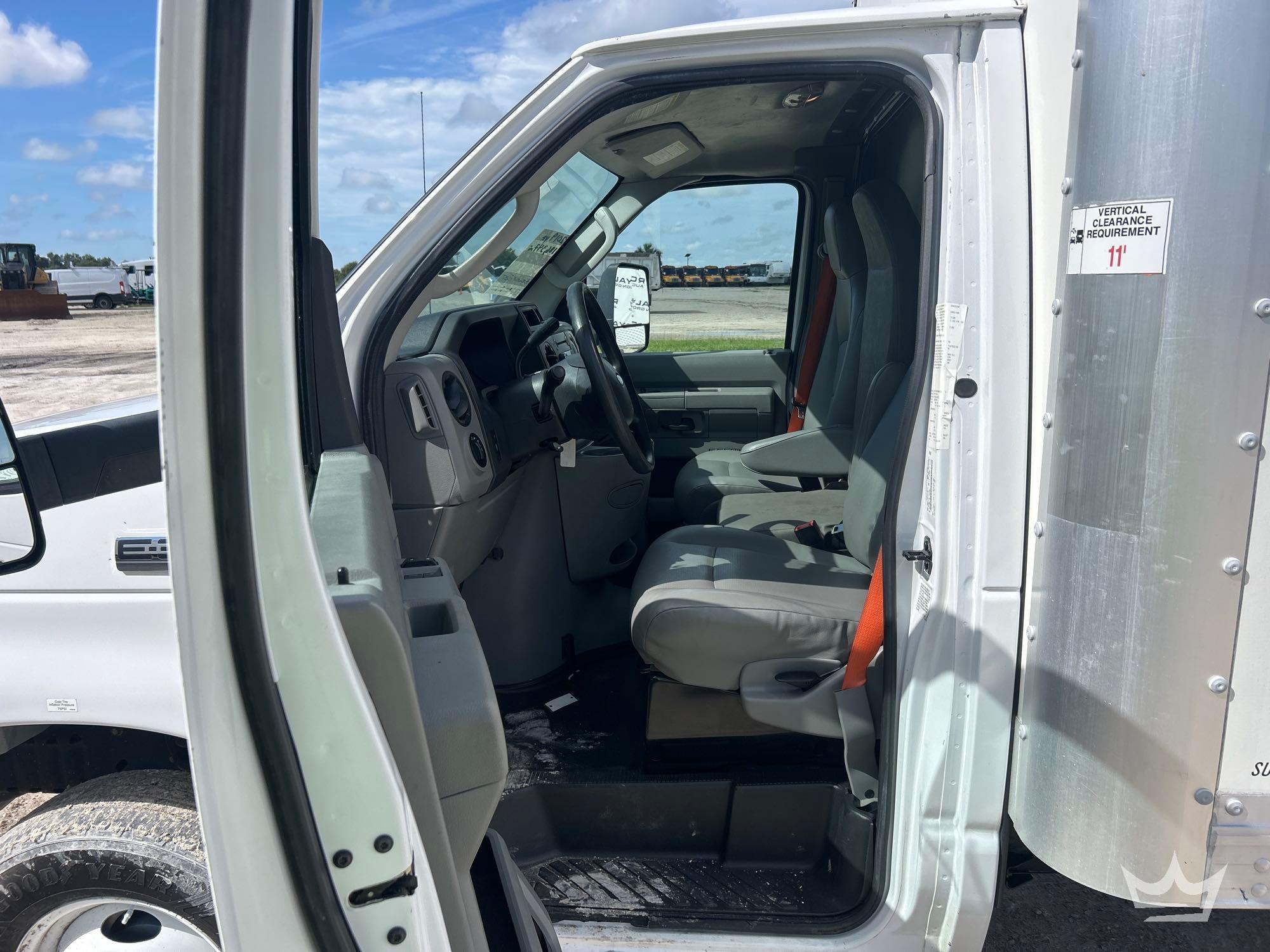 2019 Ford E350
