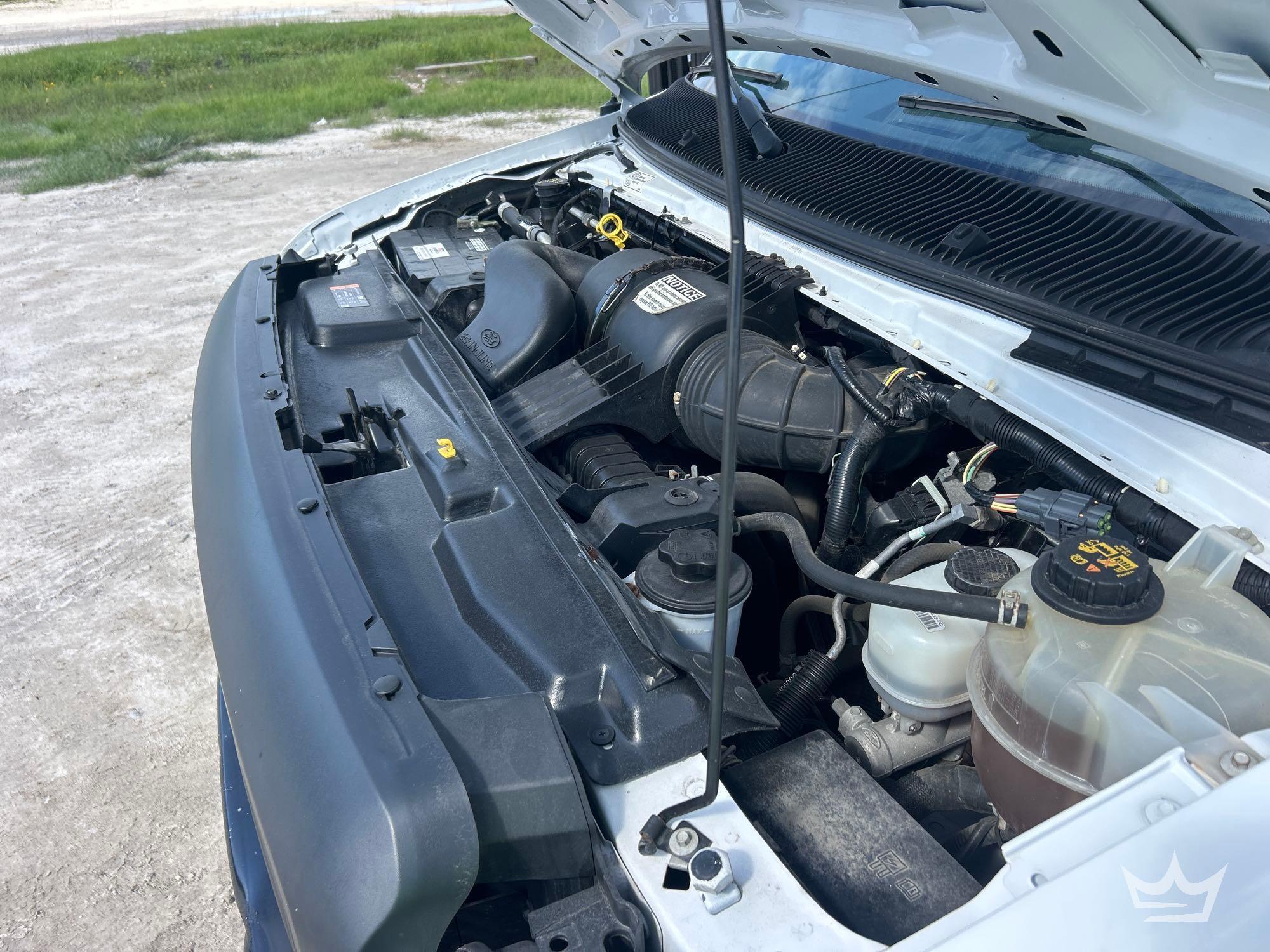 2019 Ford E350