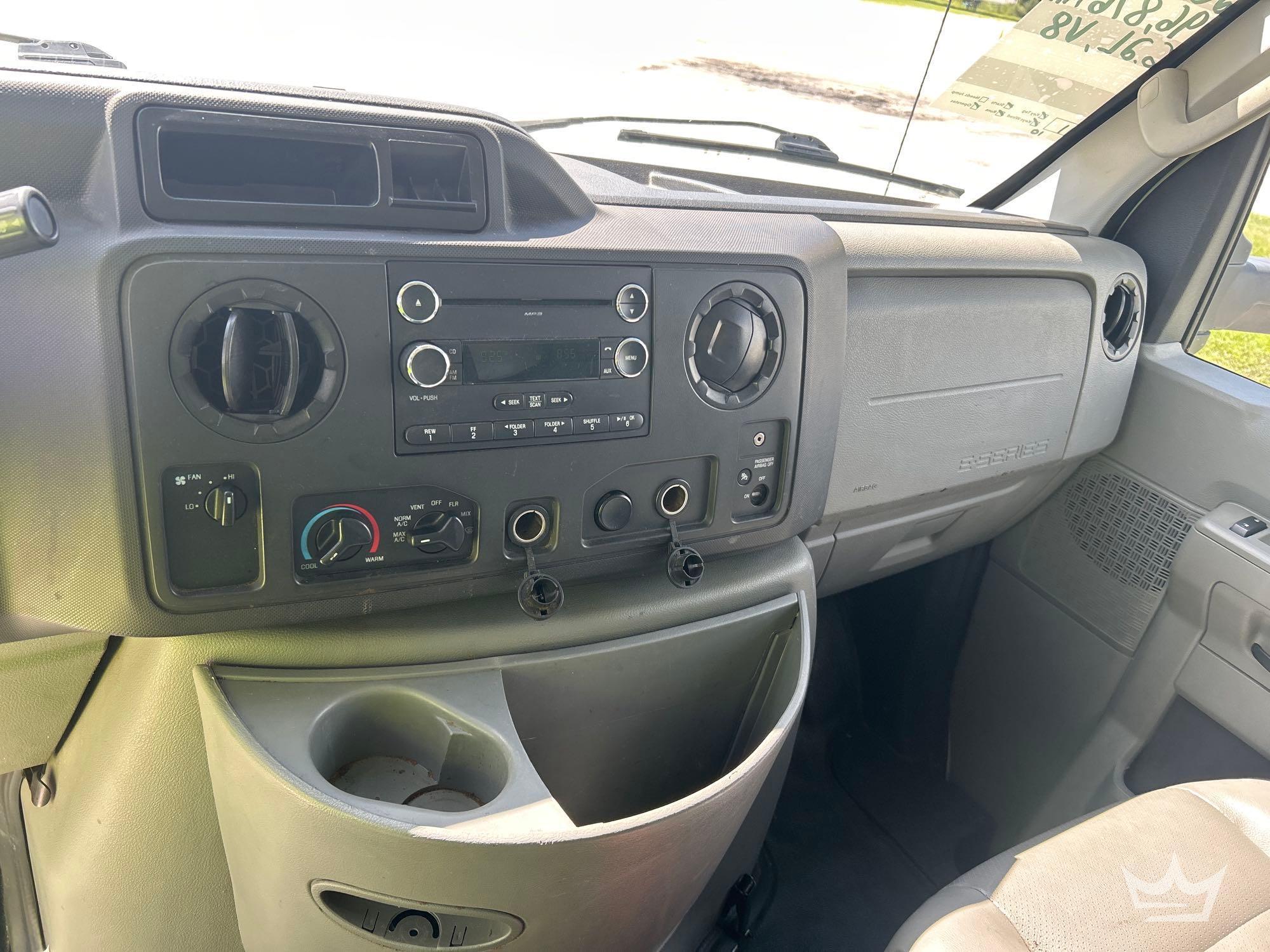 2017 Ford E350