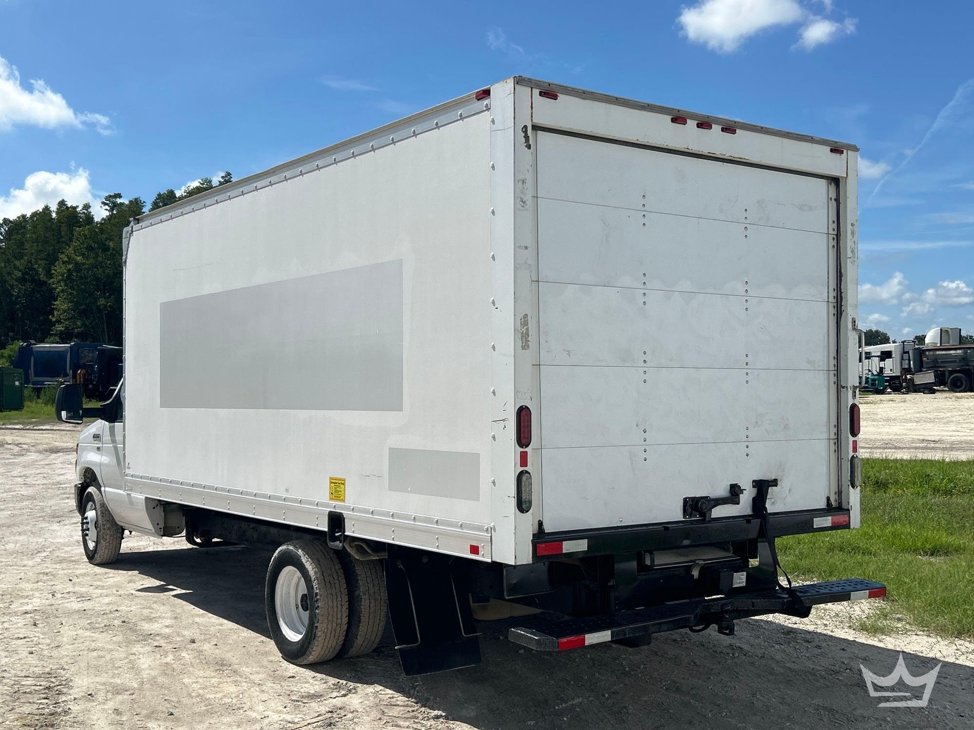 2017 Ford E350