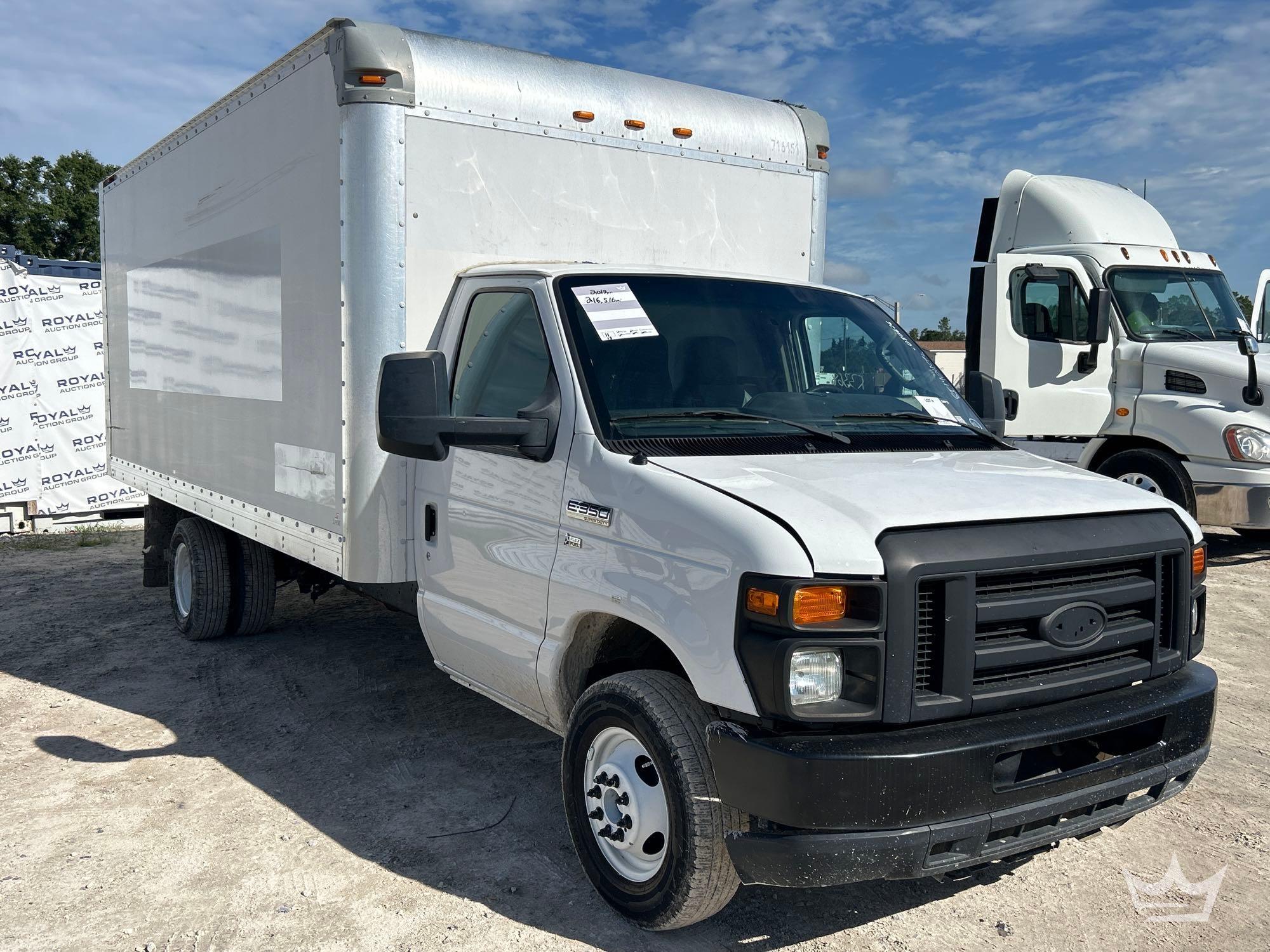 2017 Ford E350