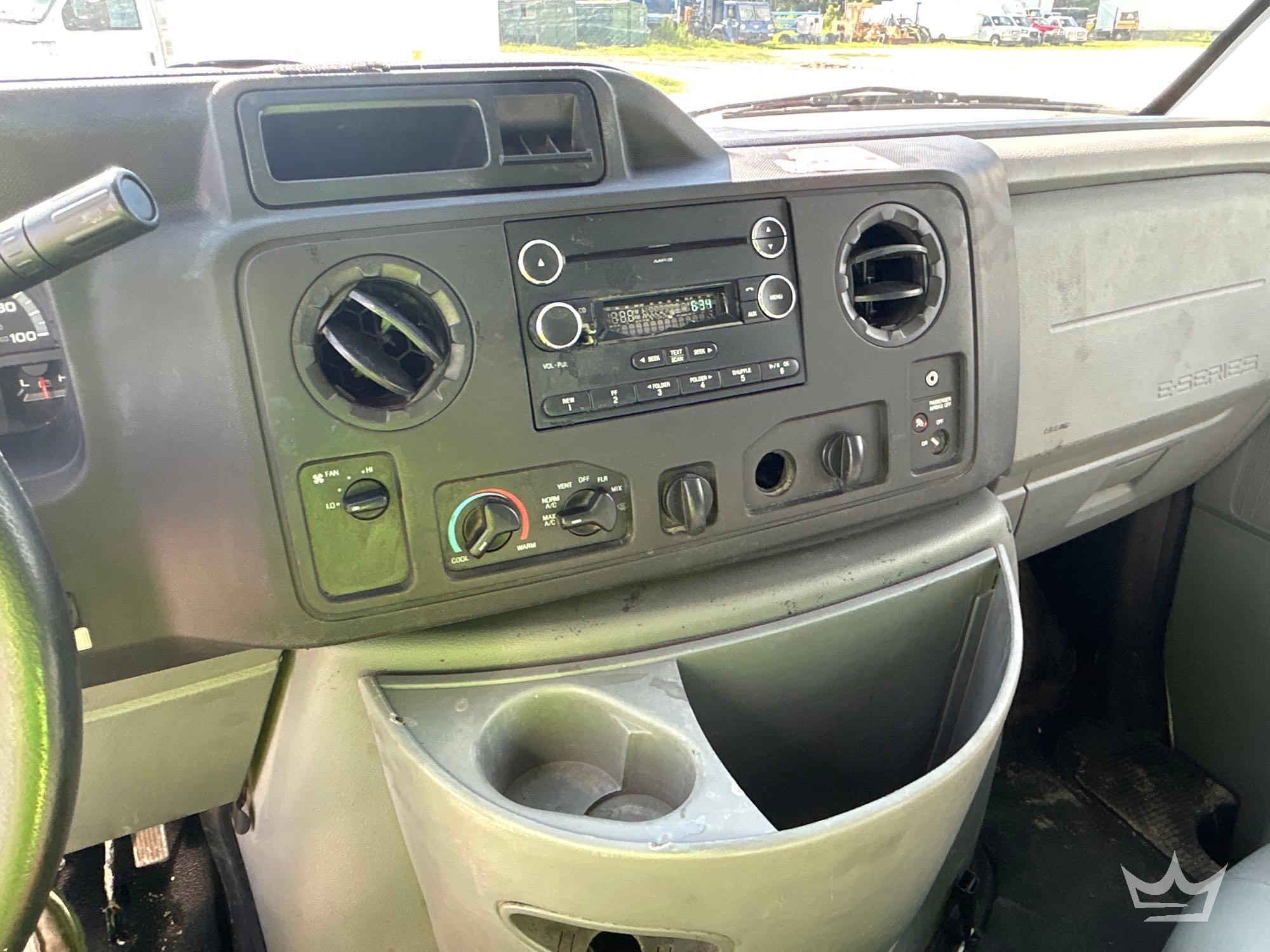 2017 Ford E350