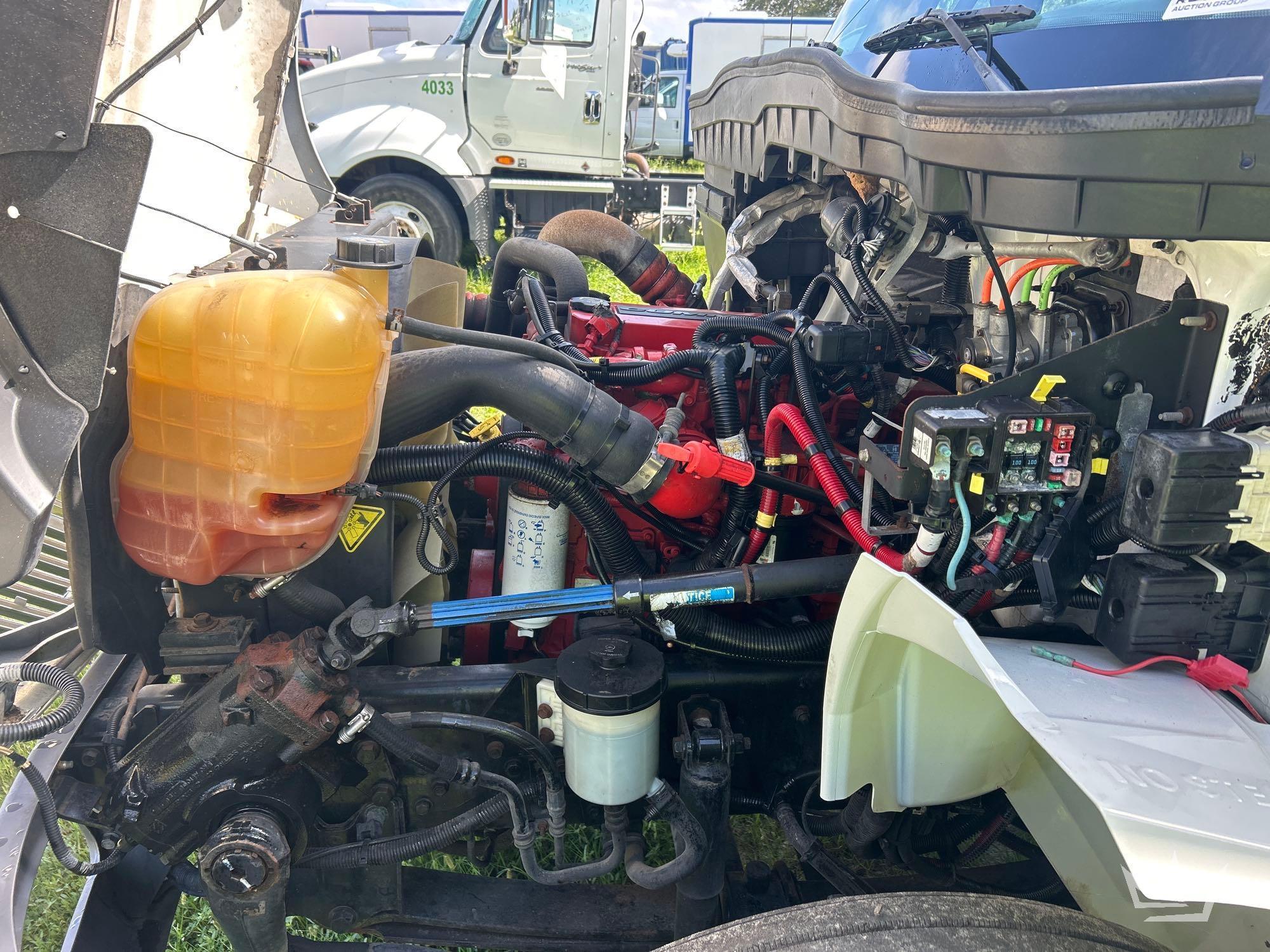 2017 International DuraStar 4300