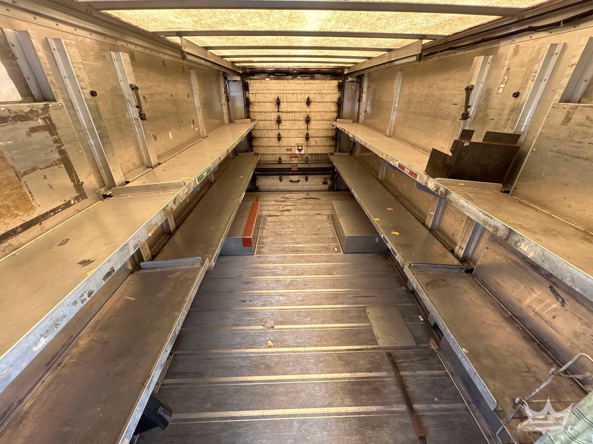 2000 Freightliner MT45