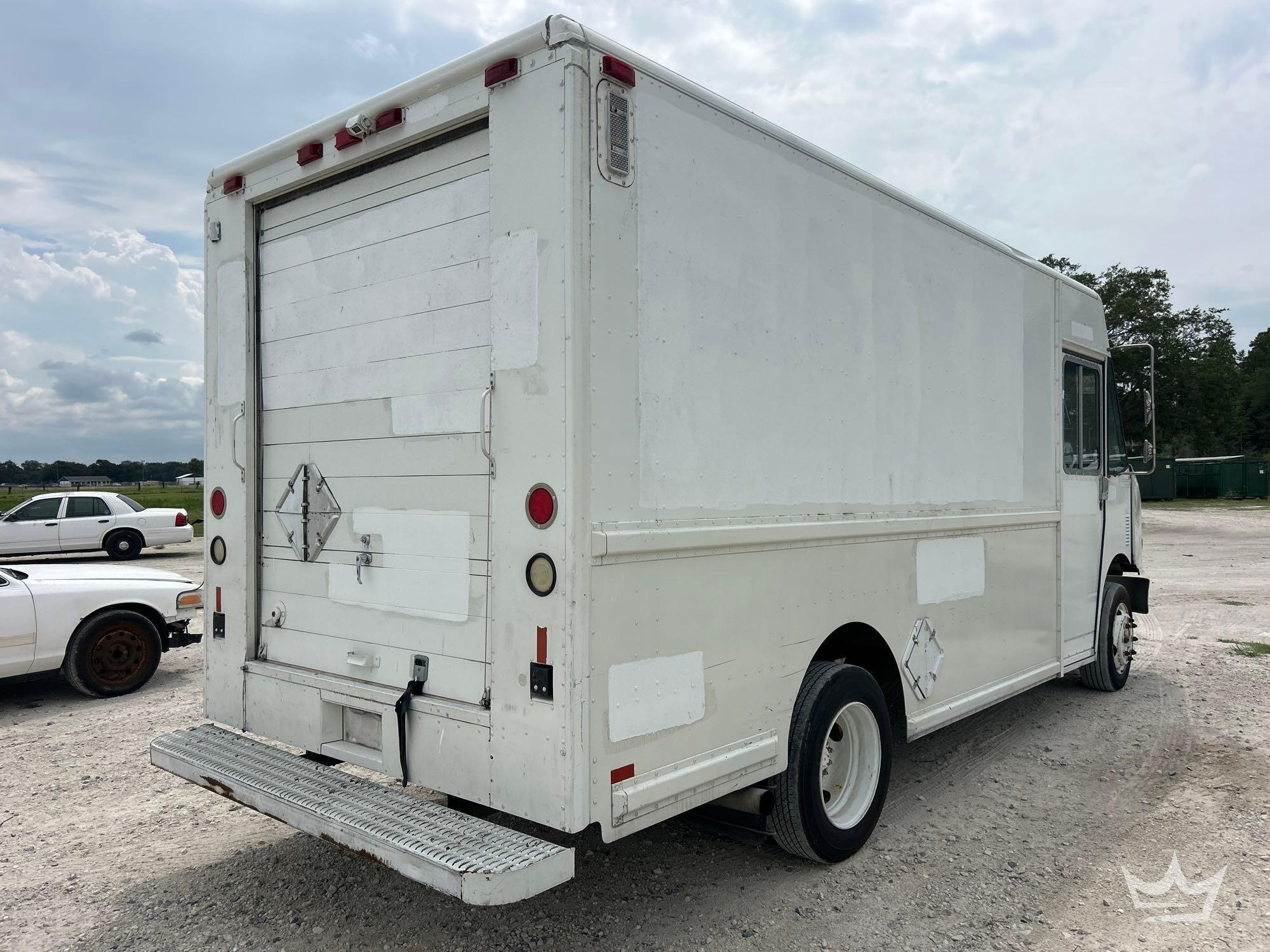 2000 Freightliner MT45
