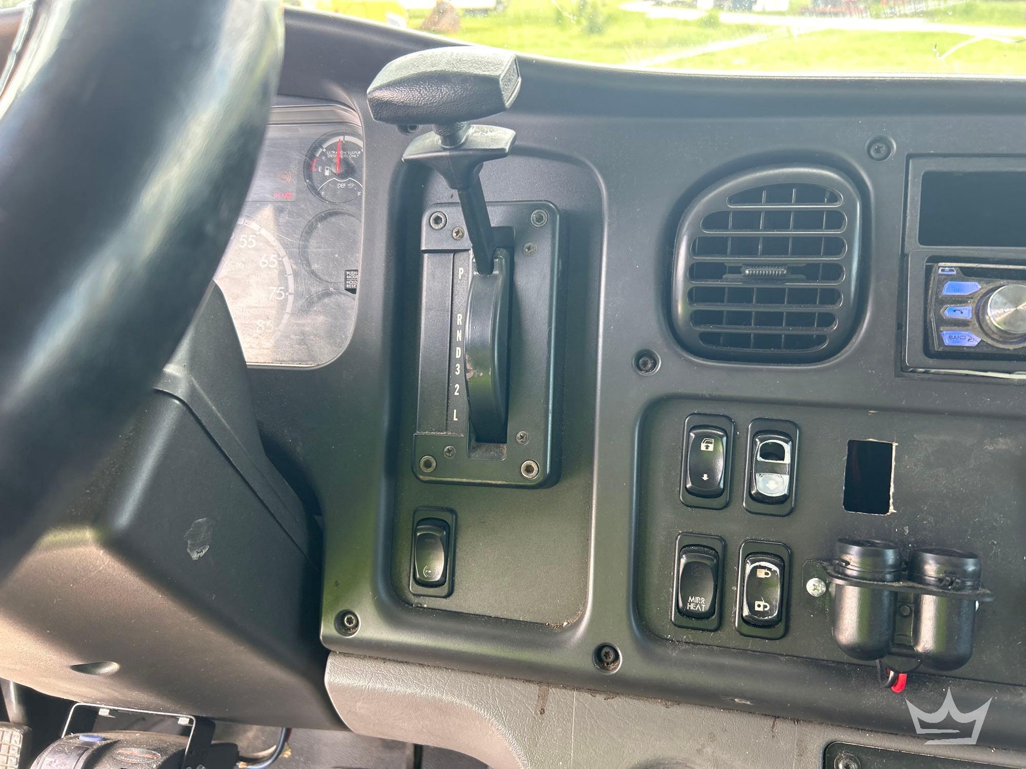 2016 Freightliner M2 106