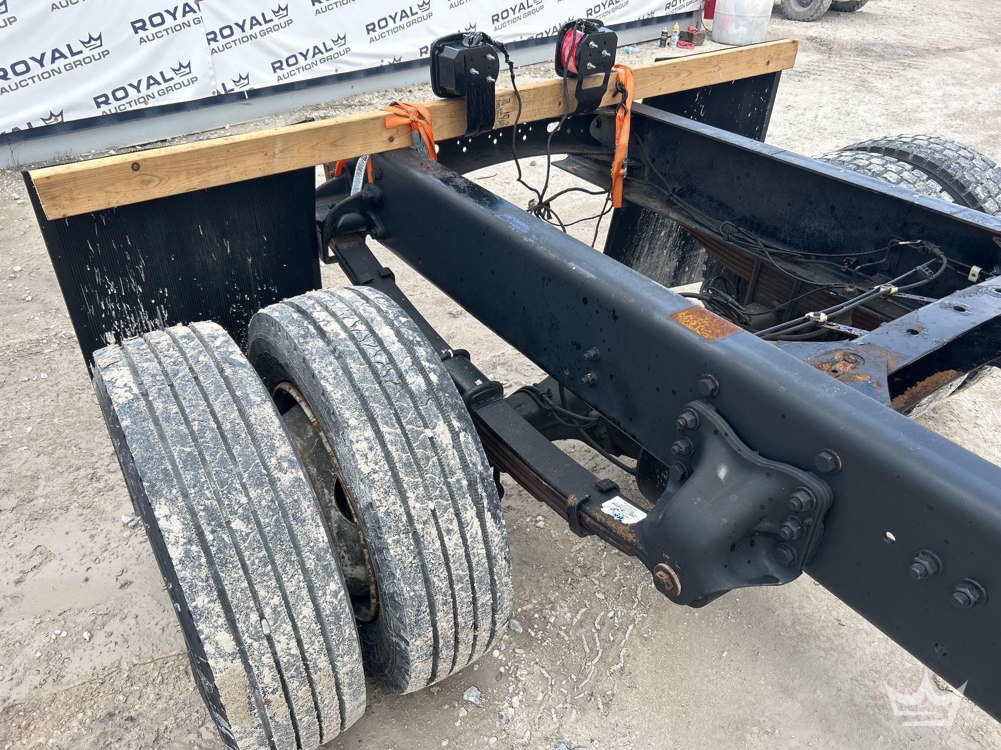 2016 Freightliner M2 106