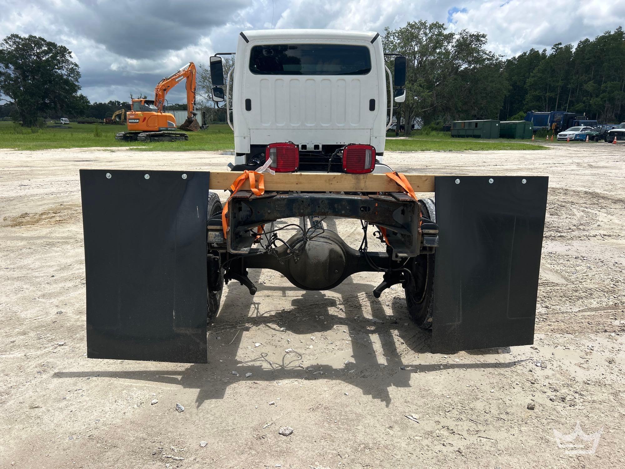 2016 Freightliner M2 106