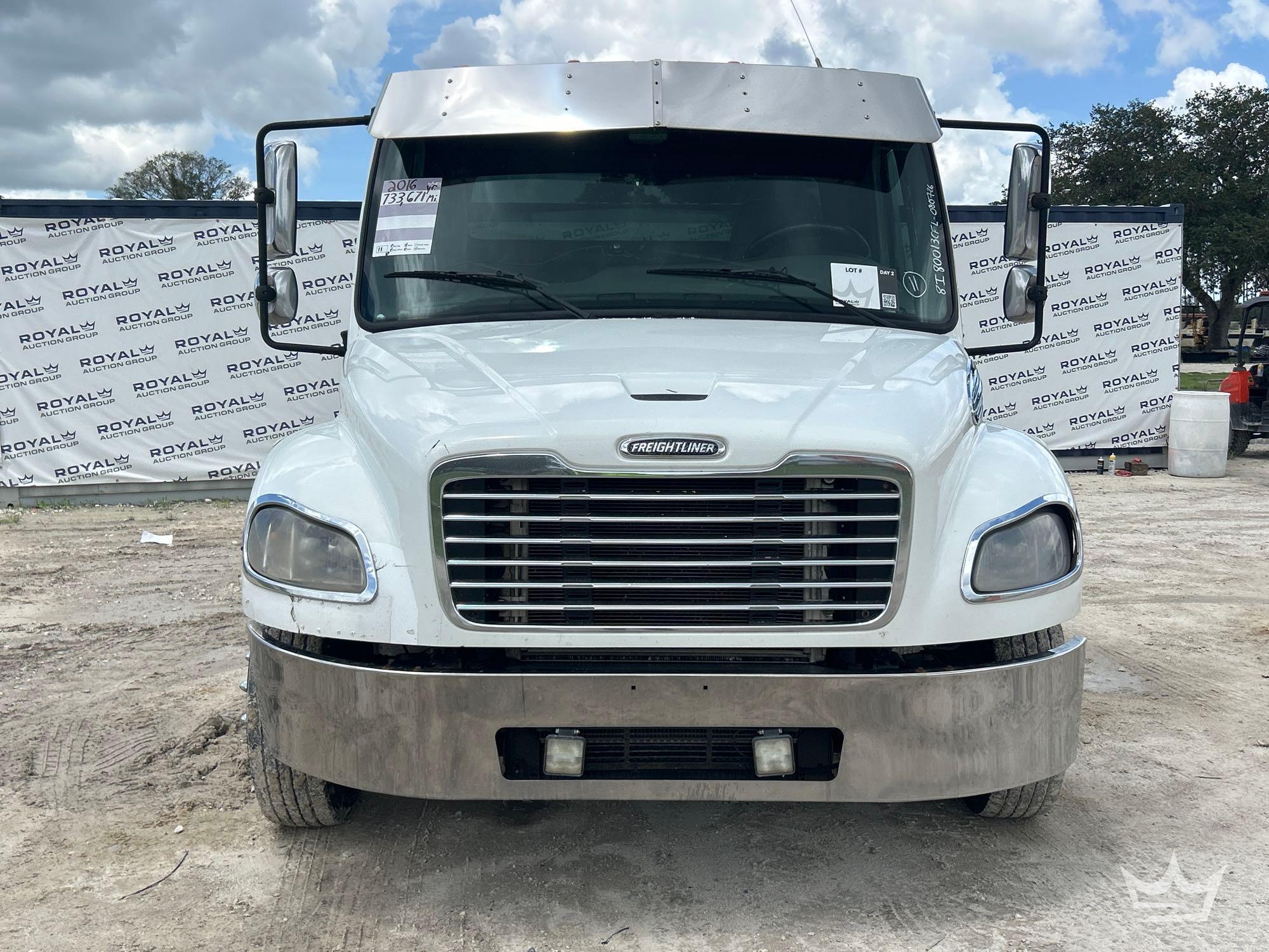 2016 Freightliner M2 106