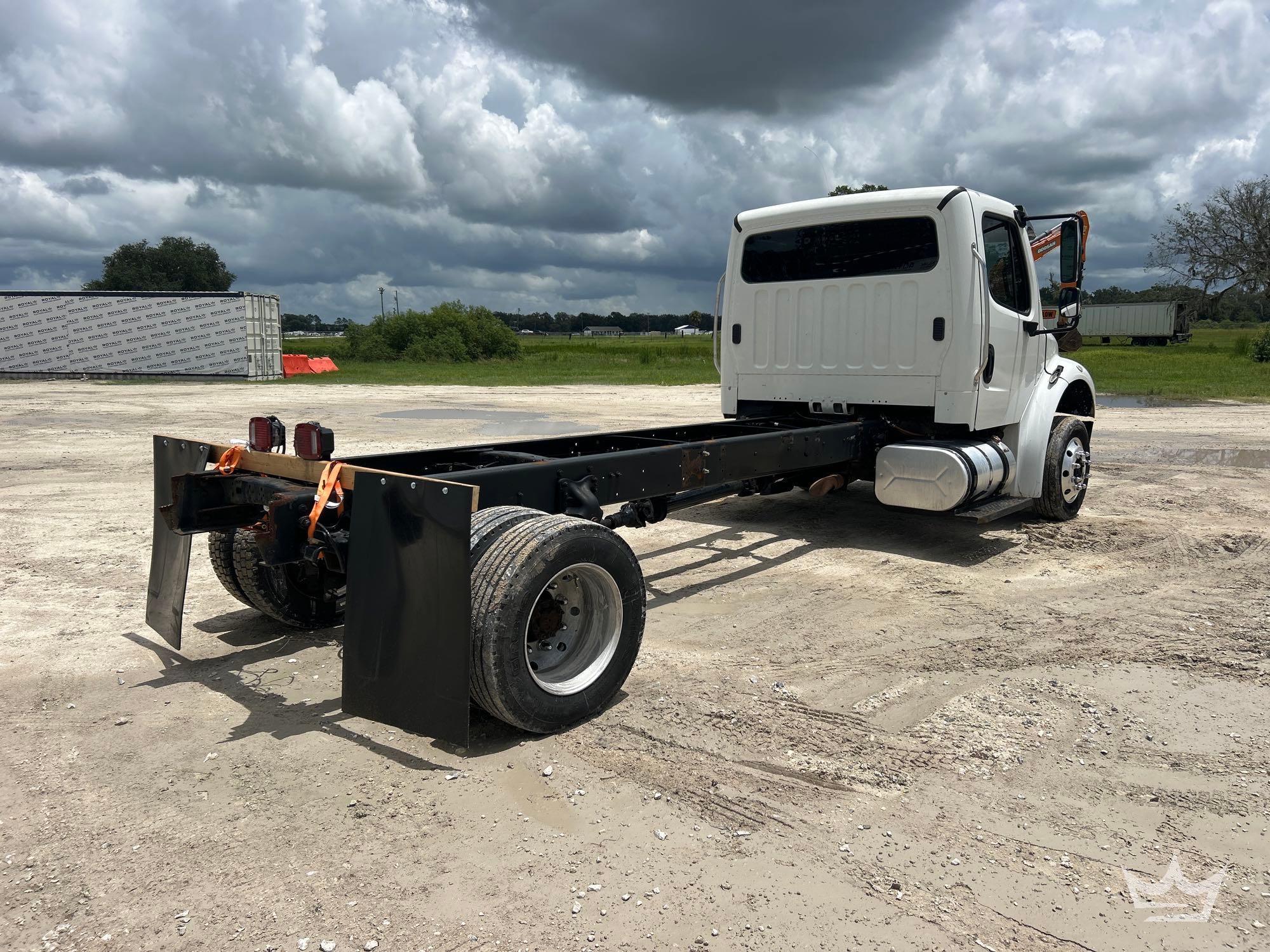 2016 Freightliner M2 106