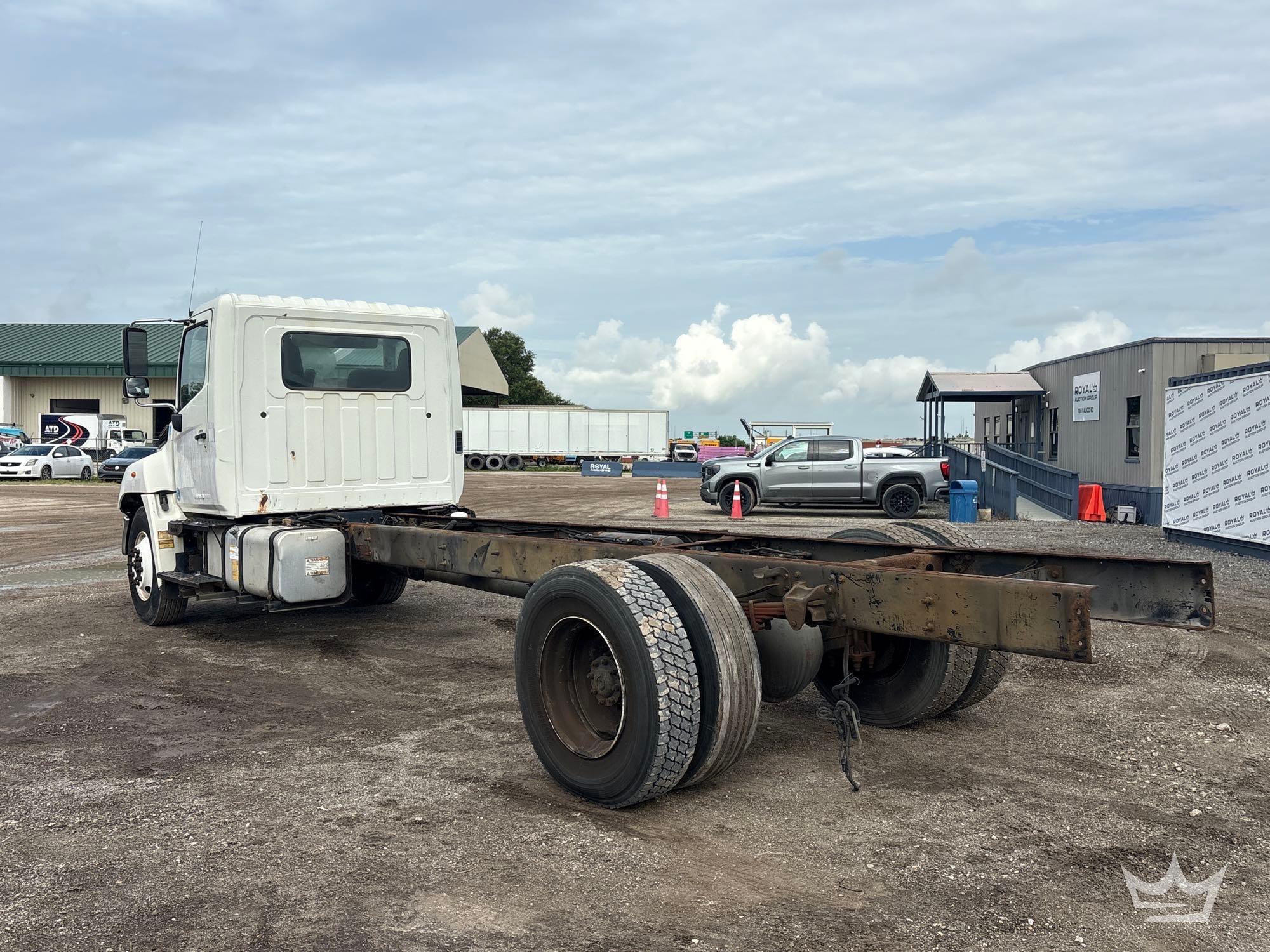2012 Hino 338