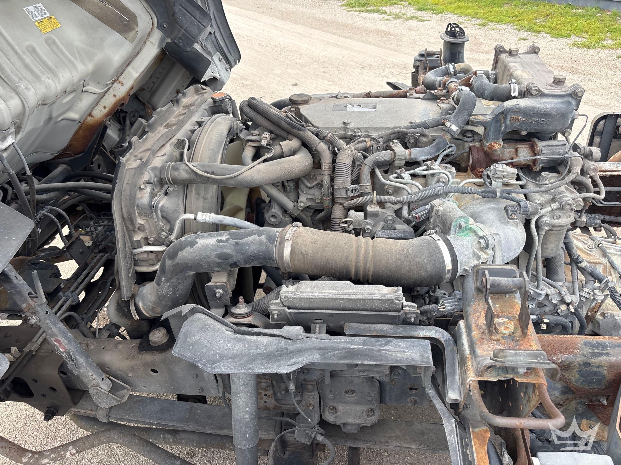 2011 Isuzu NPR HD