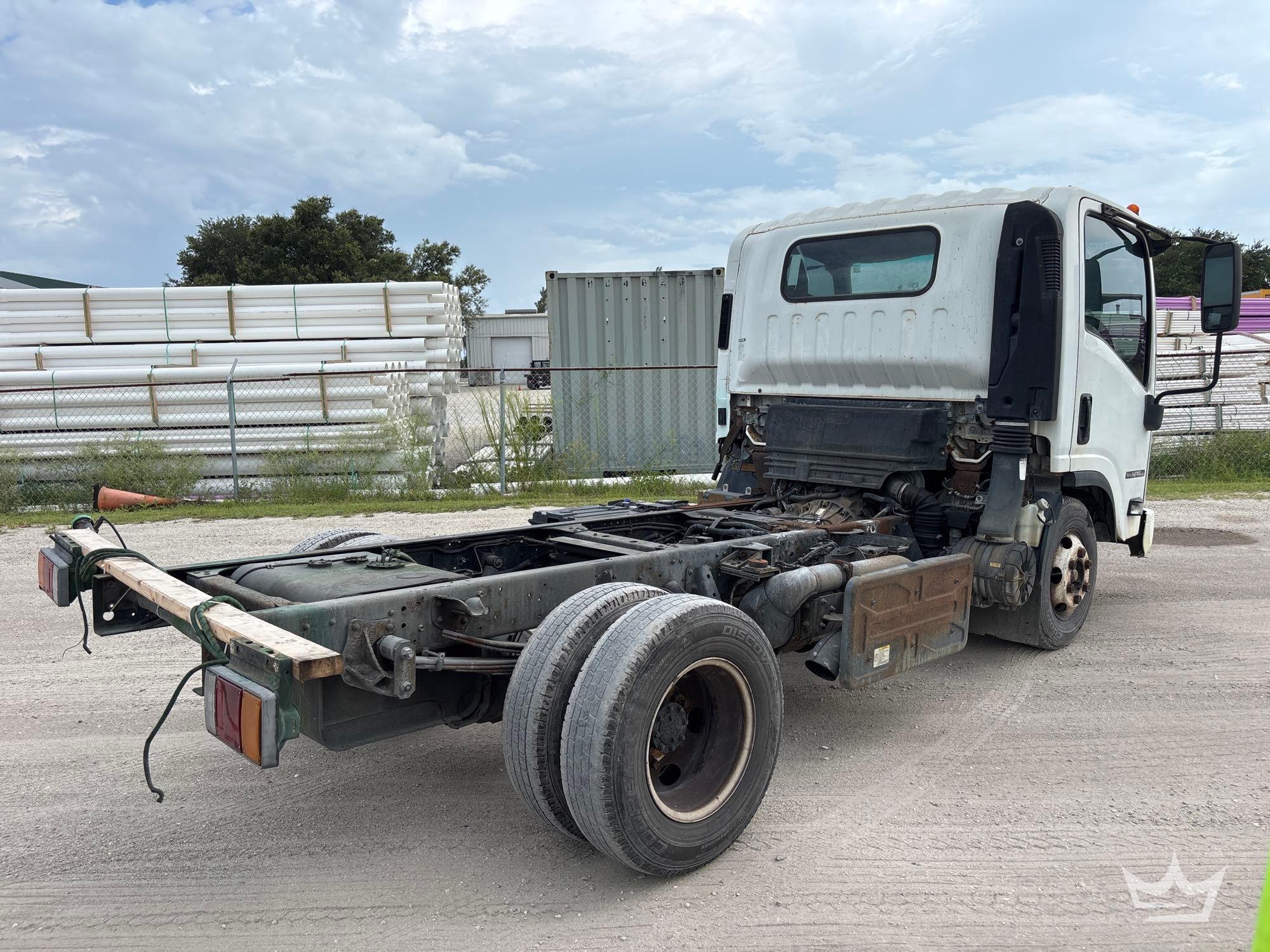 2011 Isuzu NPR HD