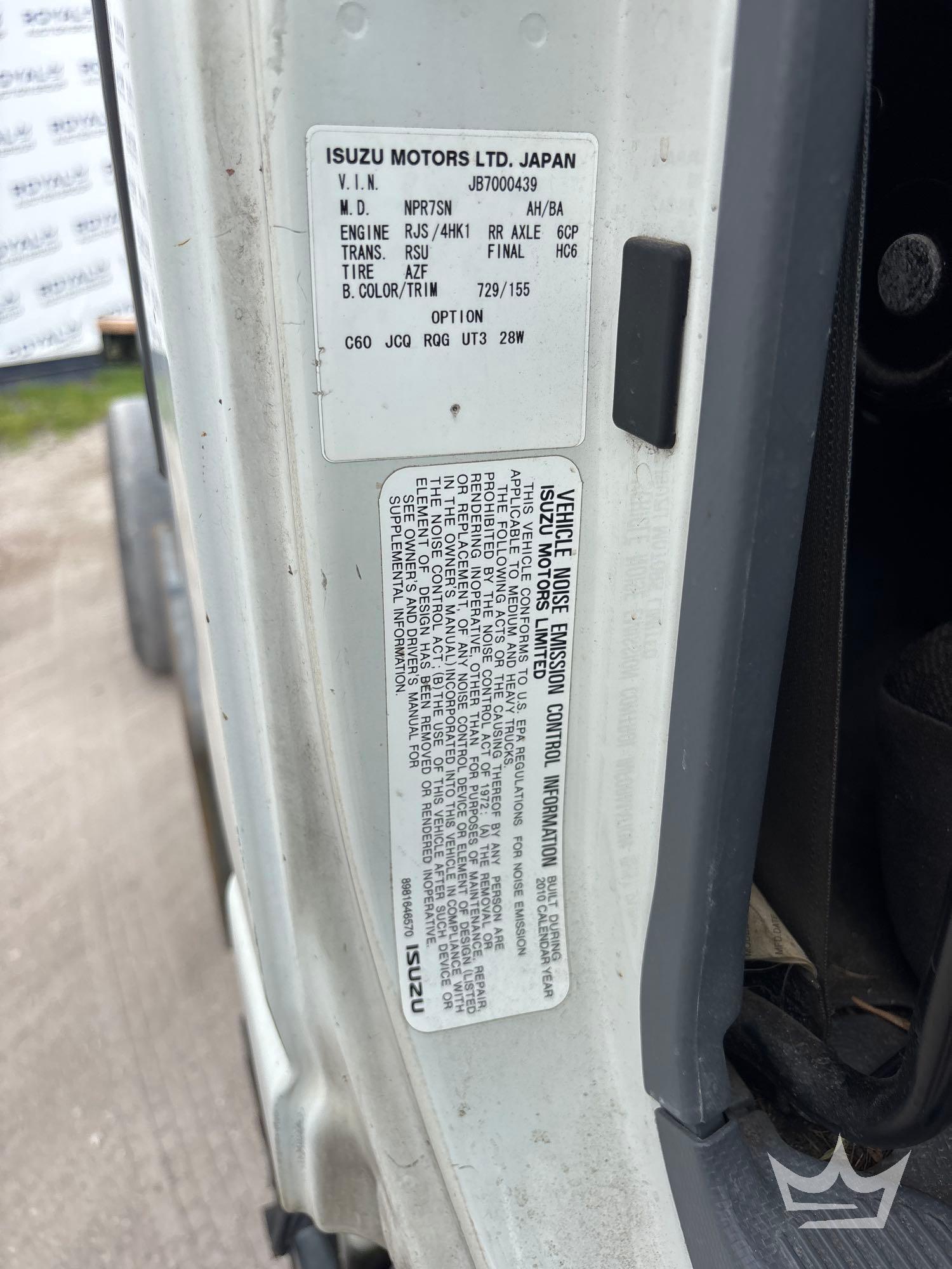 2011 Isuzu NPR HD