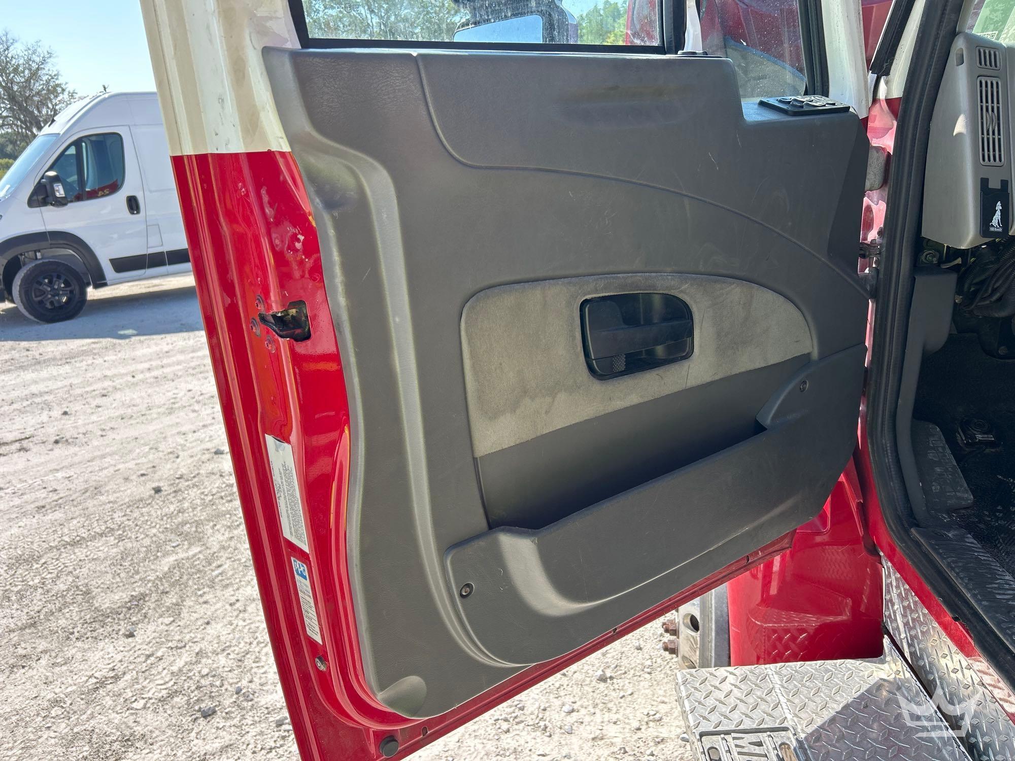 2011 International DuraStar 4400