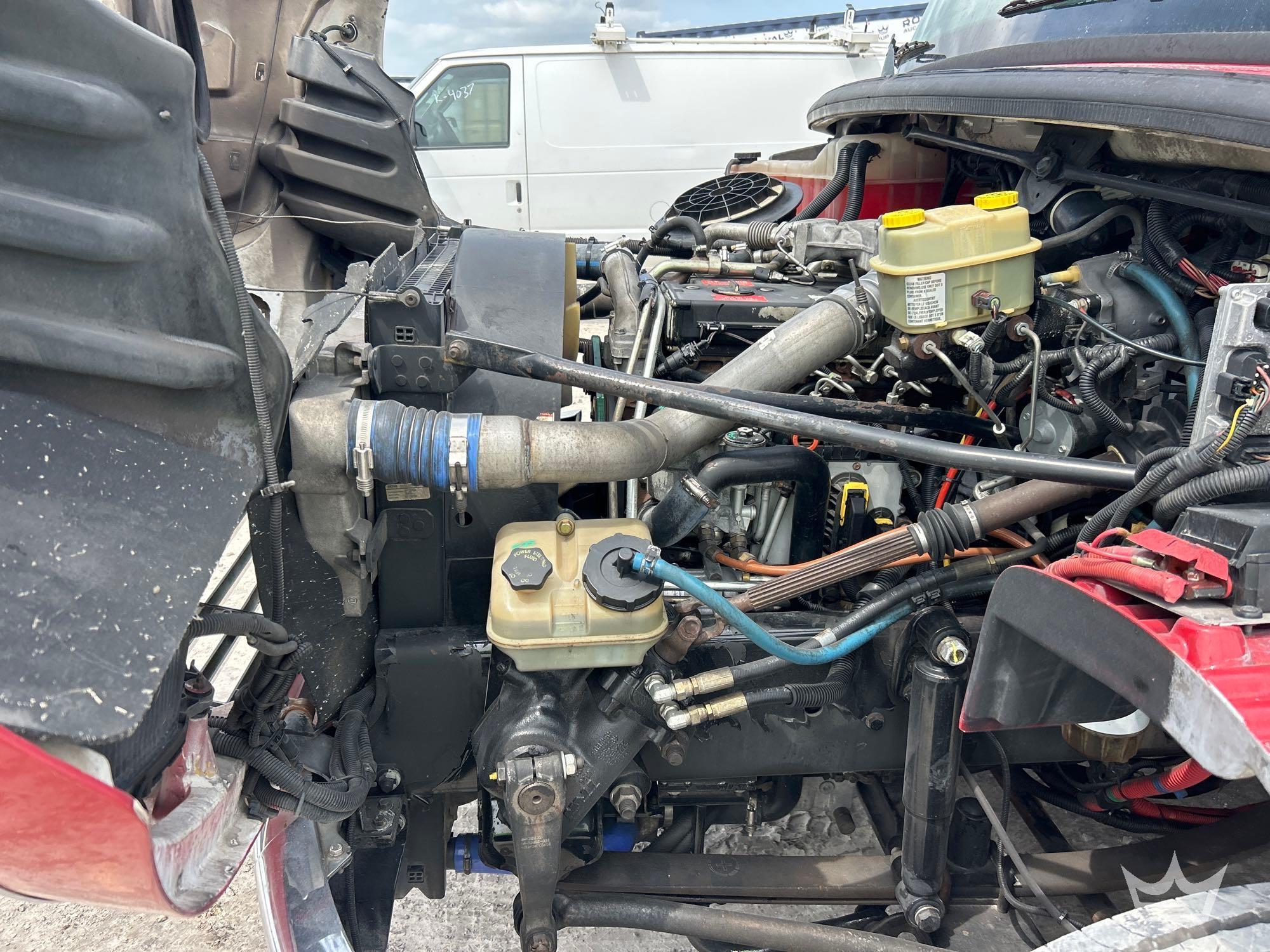 2005 Freightliner M2 106