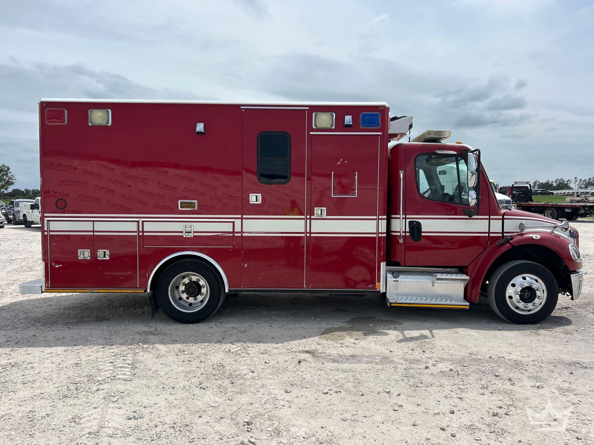 2005 Freightliner M2 106
