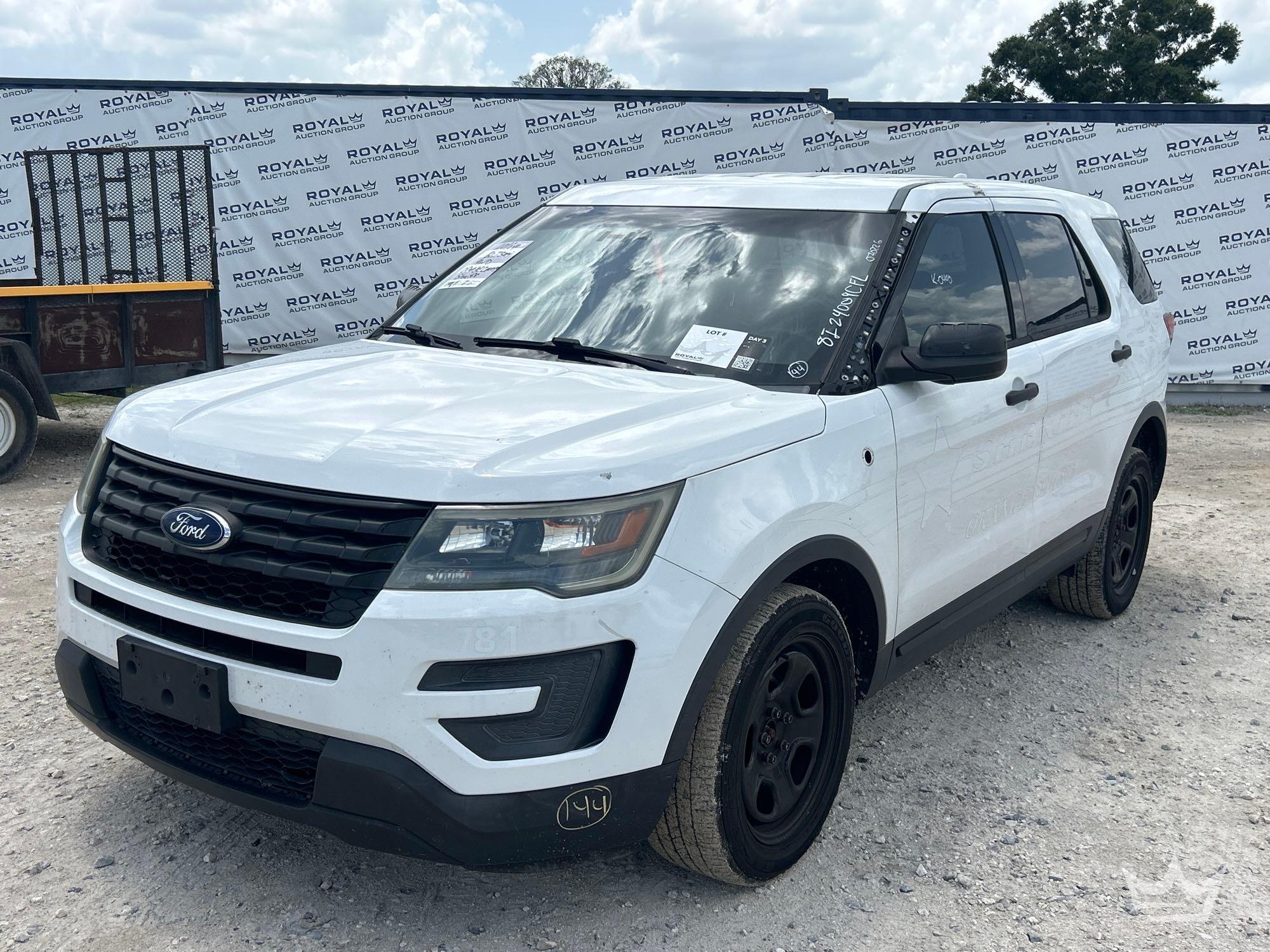 2016 Ford Explorer