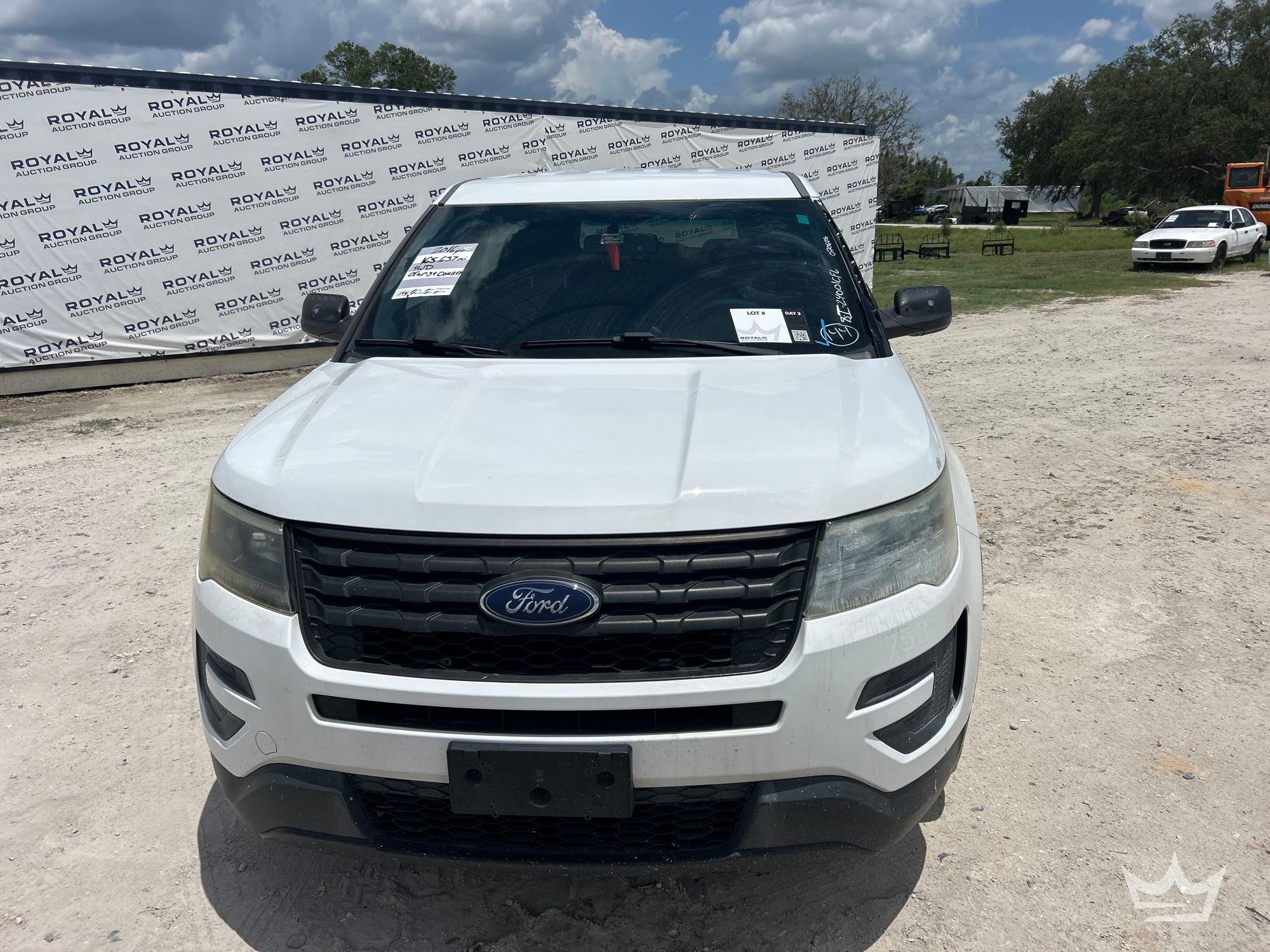 2016 Ford Explorer